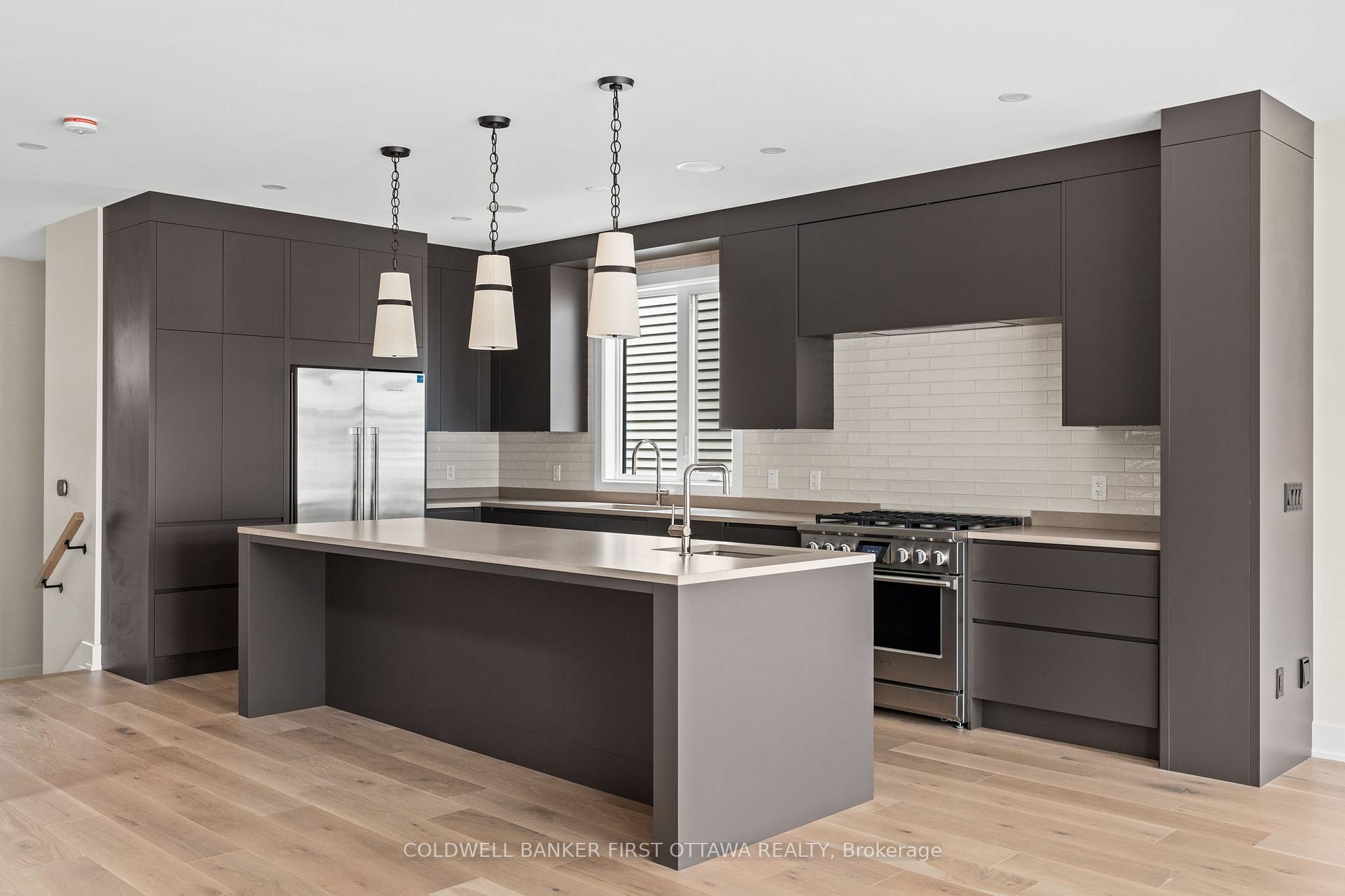 Photo 8 of 507 Edison Avenue, Ottawa, McKellar/Highland — HOMEH