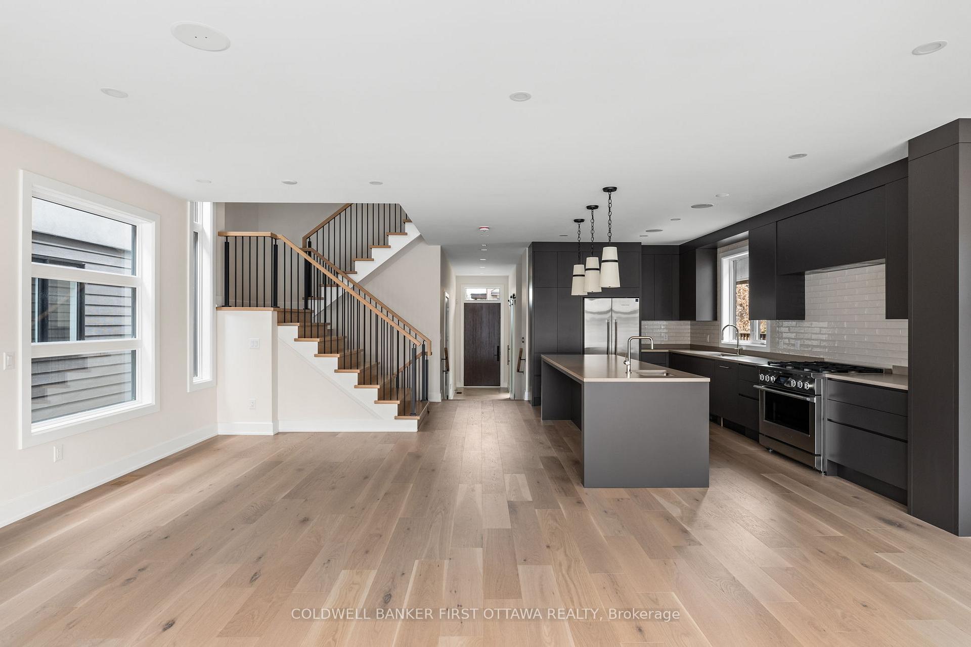 Photo 9 of 507 Edison Avenue, Ottawa, McKellar/Highland — HOMEH