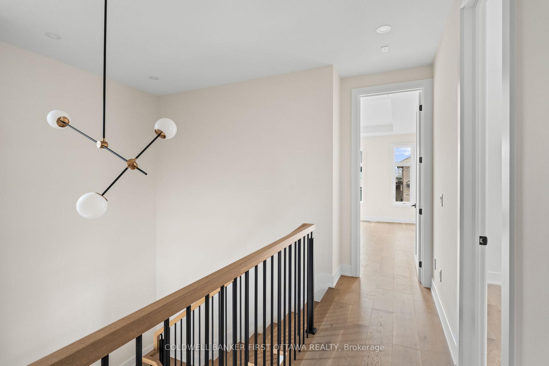 Photo 16 of 507 Edison Avenue, Ottawa, McKellar/Highland — HOMEH