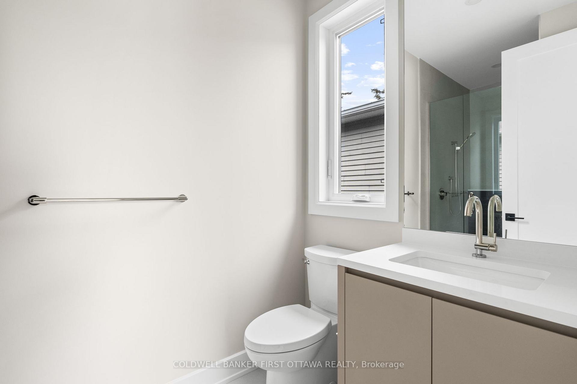 Photo 27 of 507 Edison Avenue, Ottawa, McKellar/Highland — HOMEH