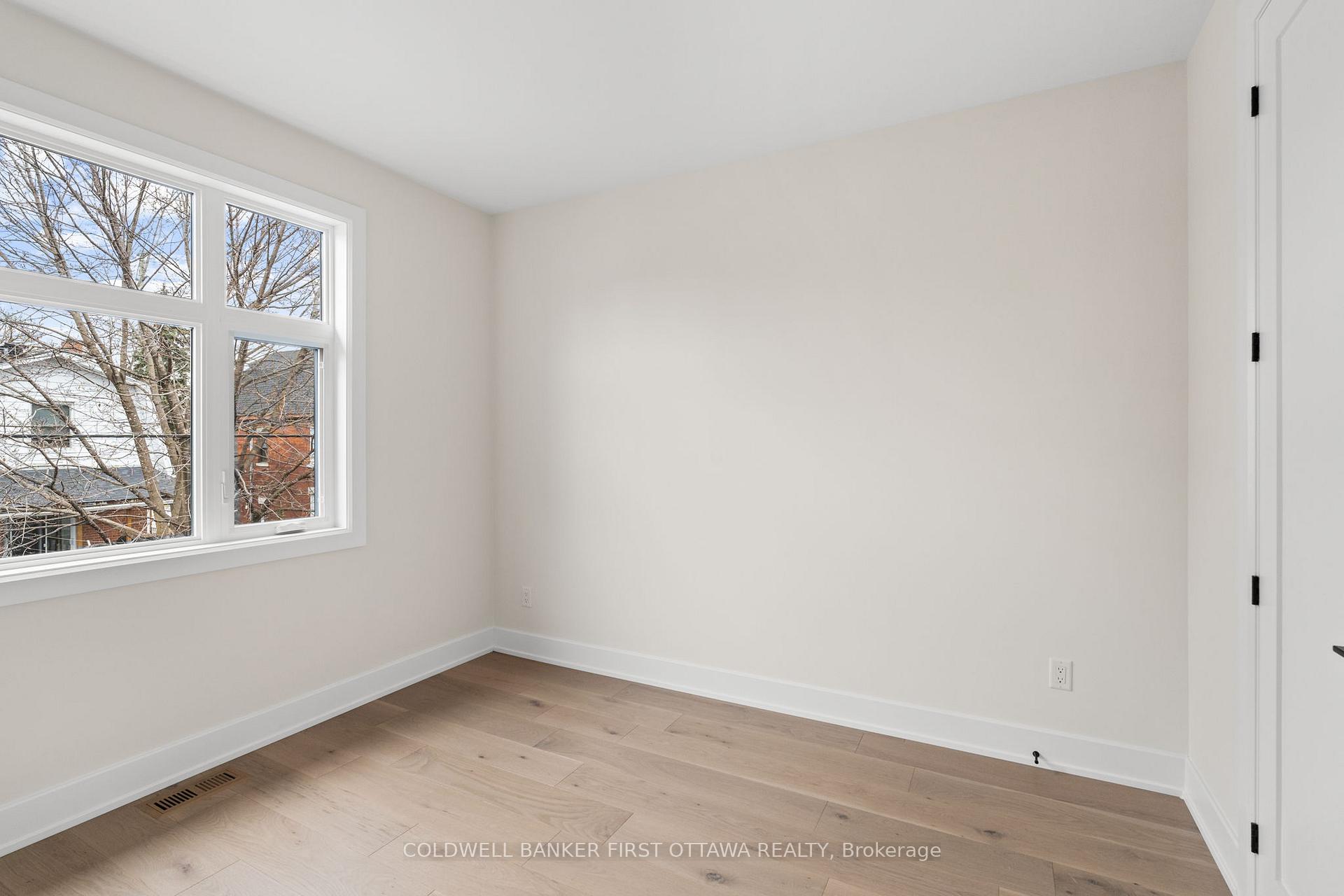 Photo 28 of 507 Edison Avenue, Ottawa, McKellar/Highland — HOMEH
