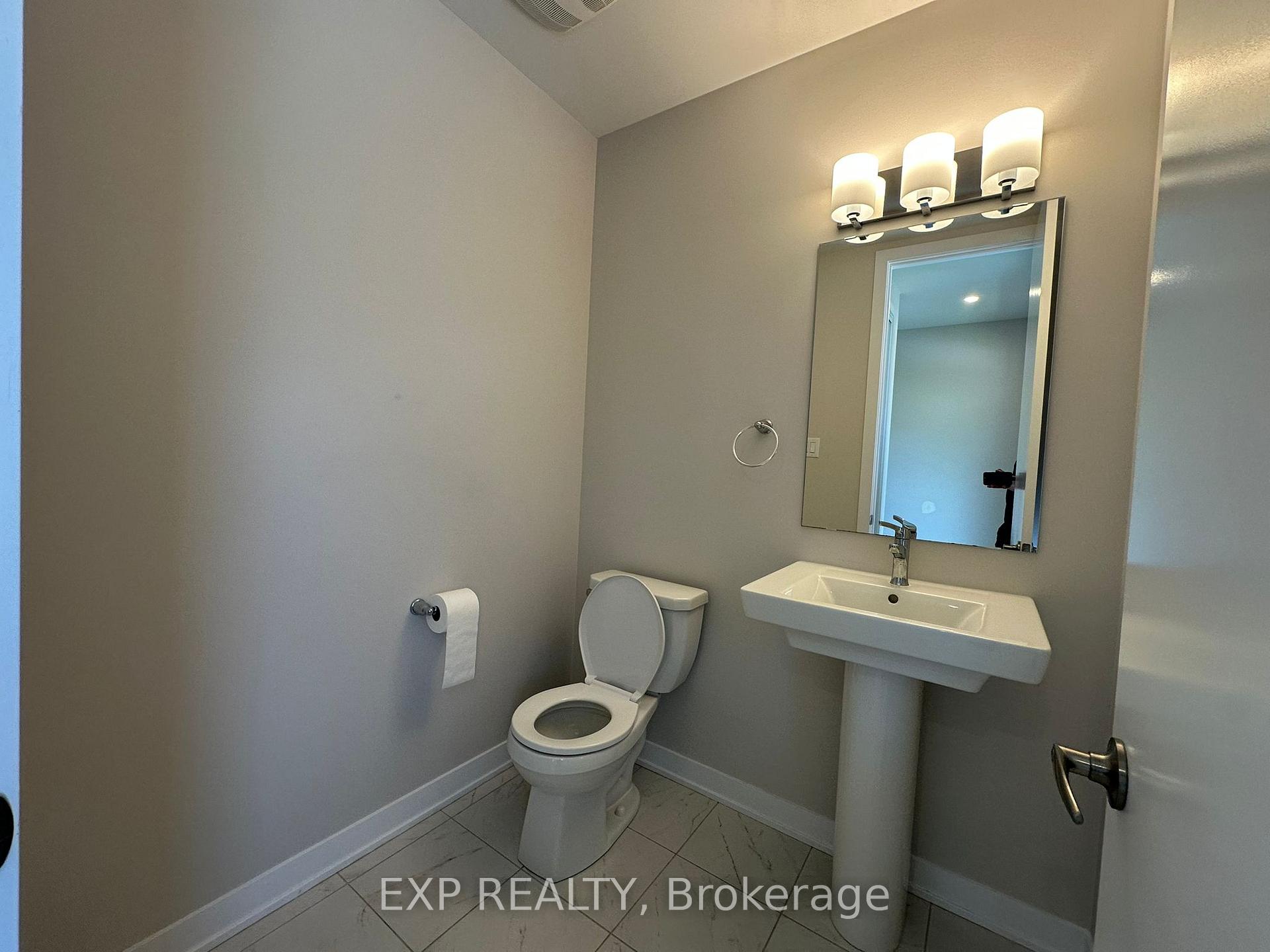Photo 6 of 327 Canadensis Lane, Ottawa, Barrhaven - Half Moon Bay — HOMEH