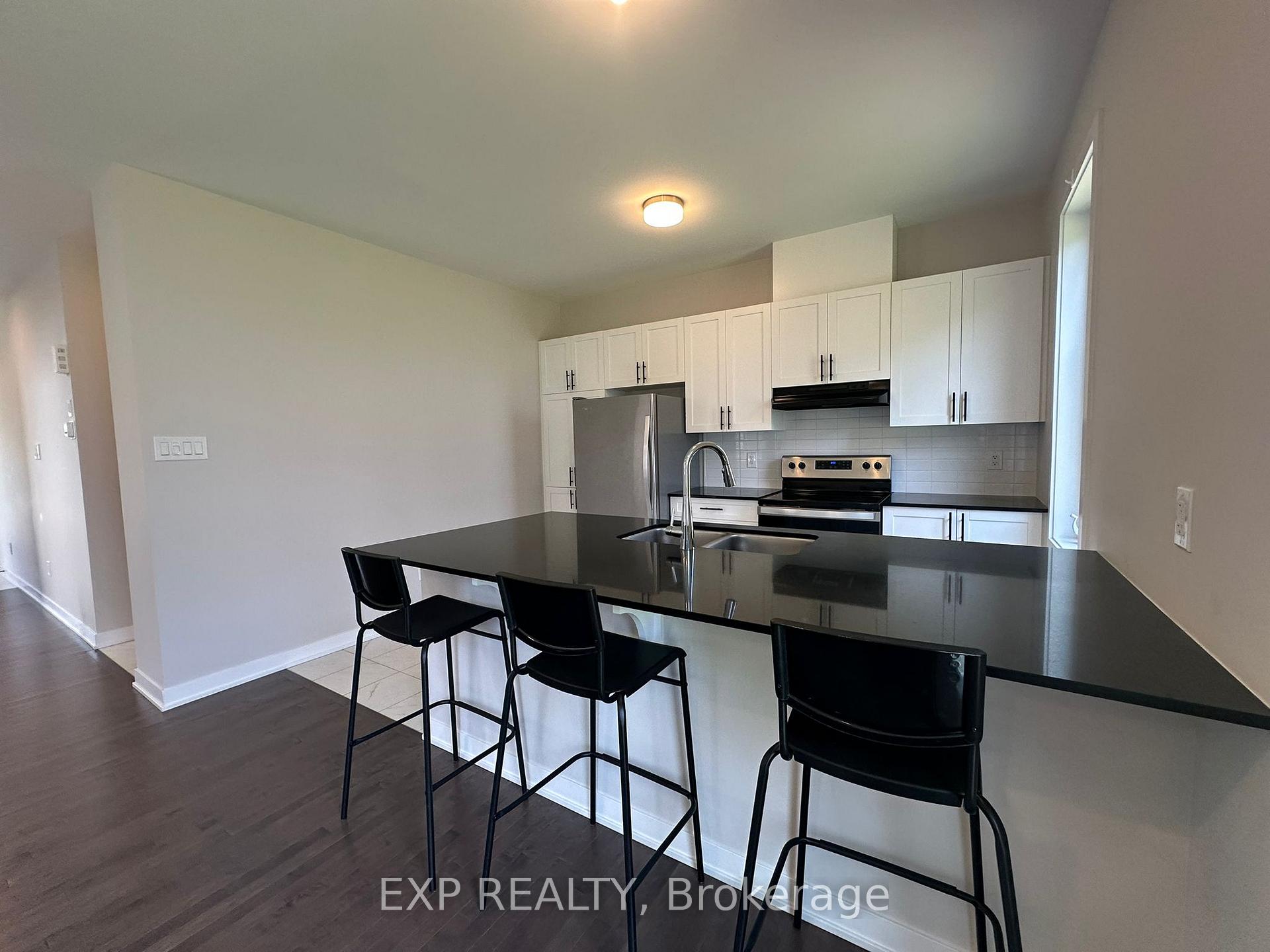 Photo 13 of 327 Canadensis Lane, Ottawa, Barrhaven - Half Moon Bay — HOMEH