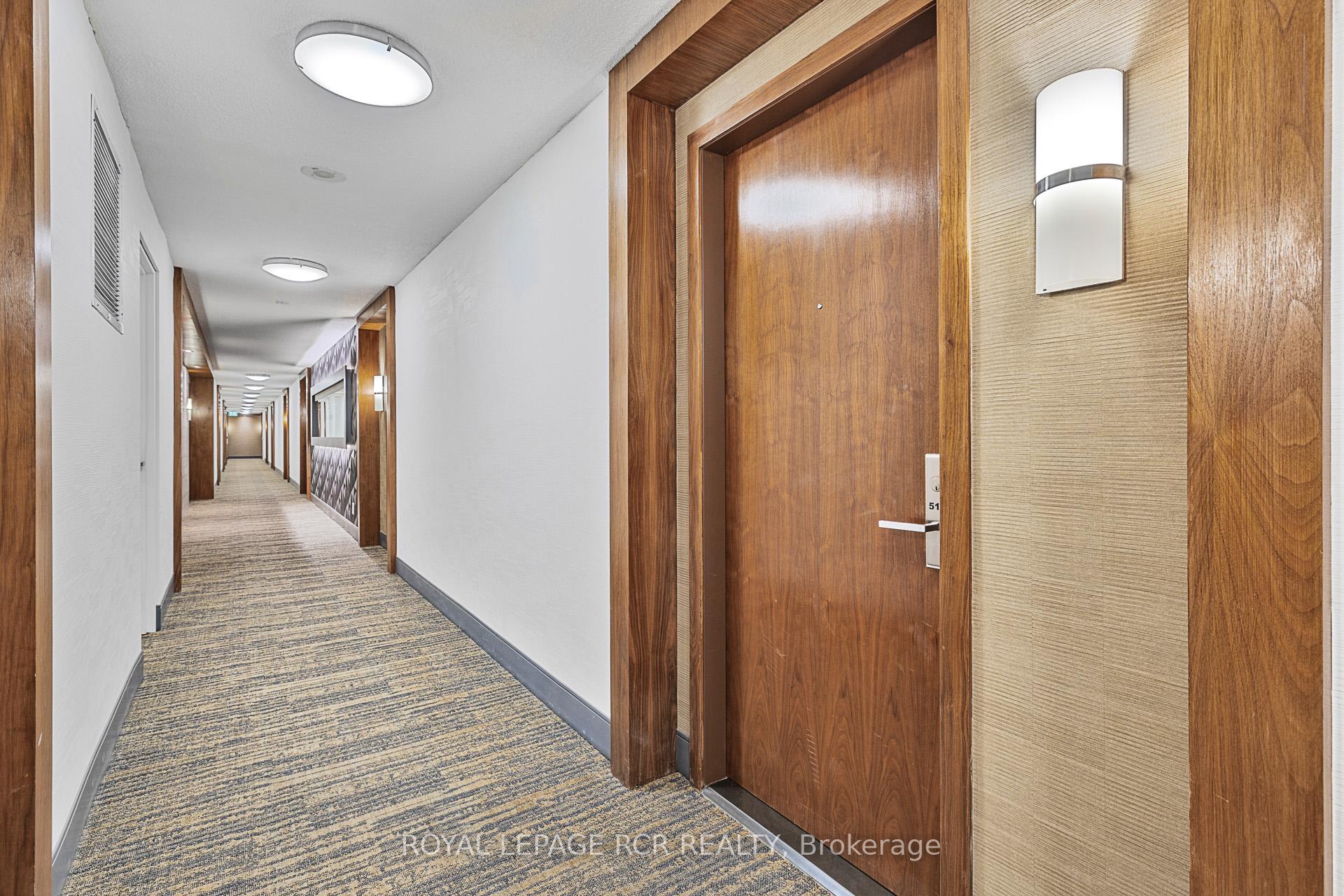 Photo 8 of Unit 515, 37 Galleria Parkway, Markham, Commerce Valley — HOMEH