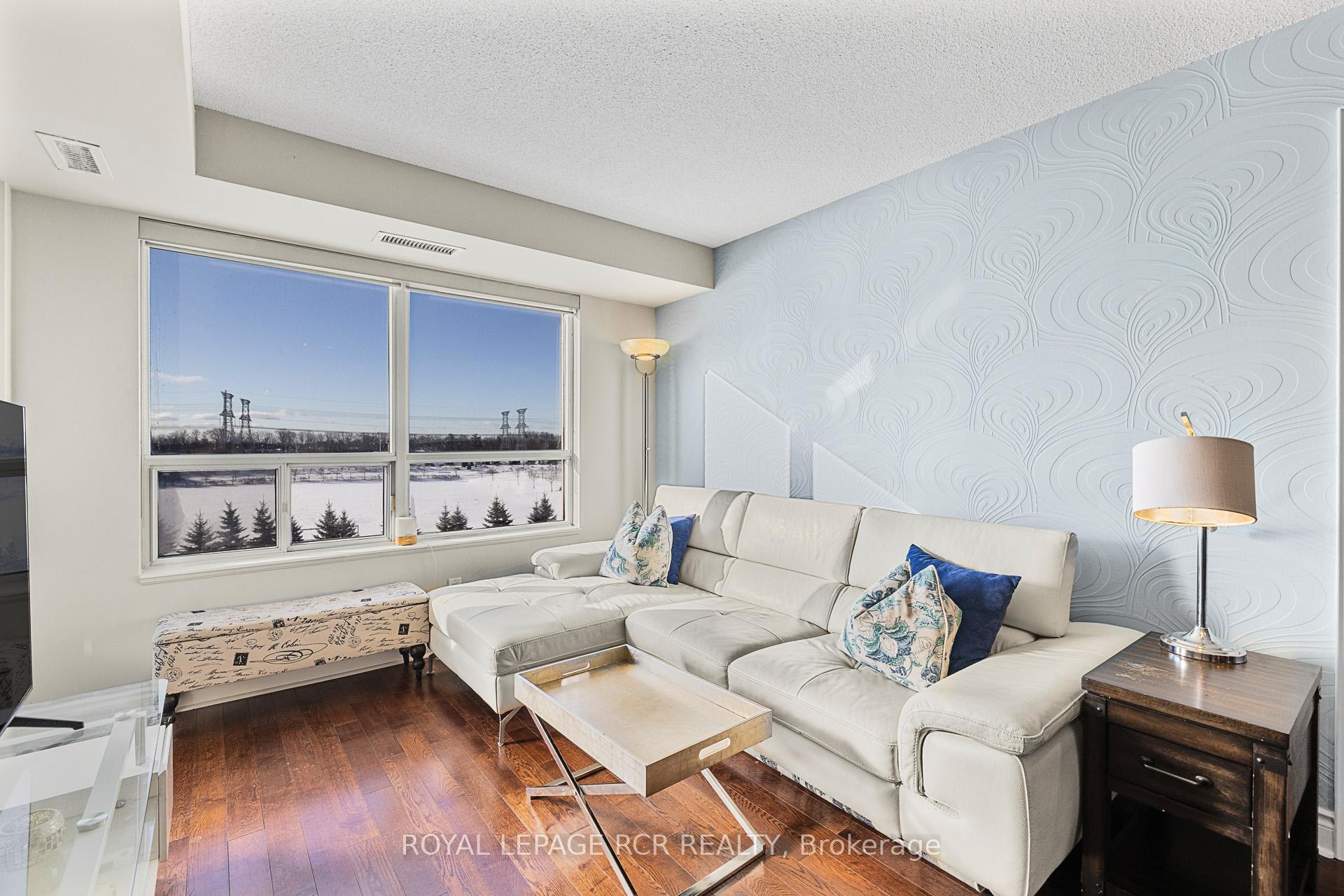 Photo 18 of Unit 515, 37 Galleria Parkway, Markham, Commerce Valley — HOMEH