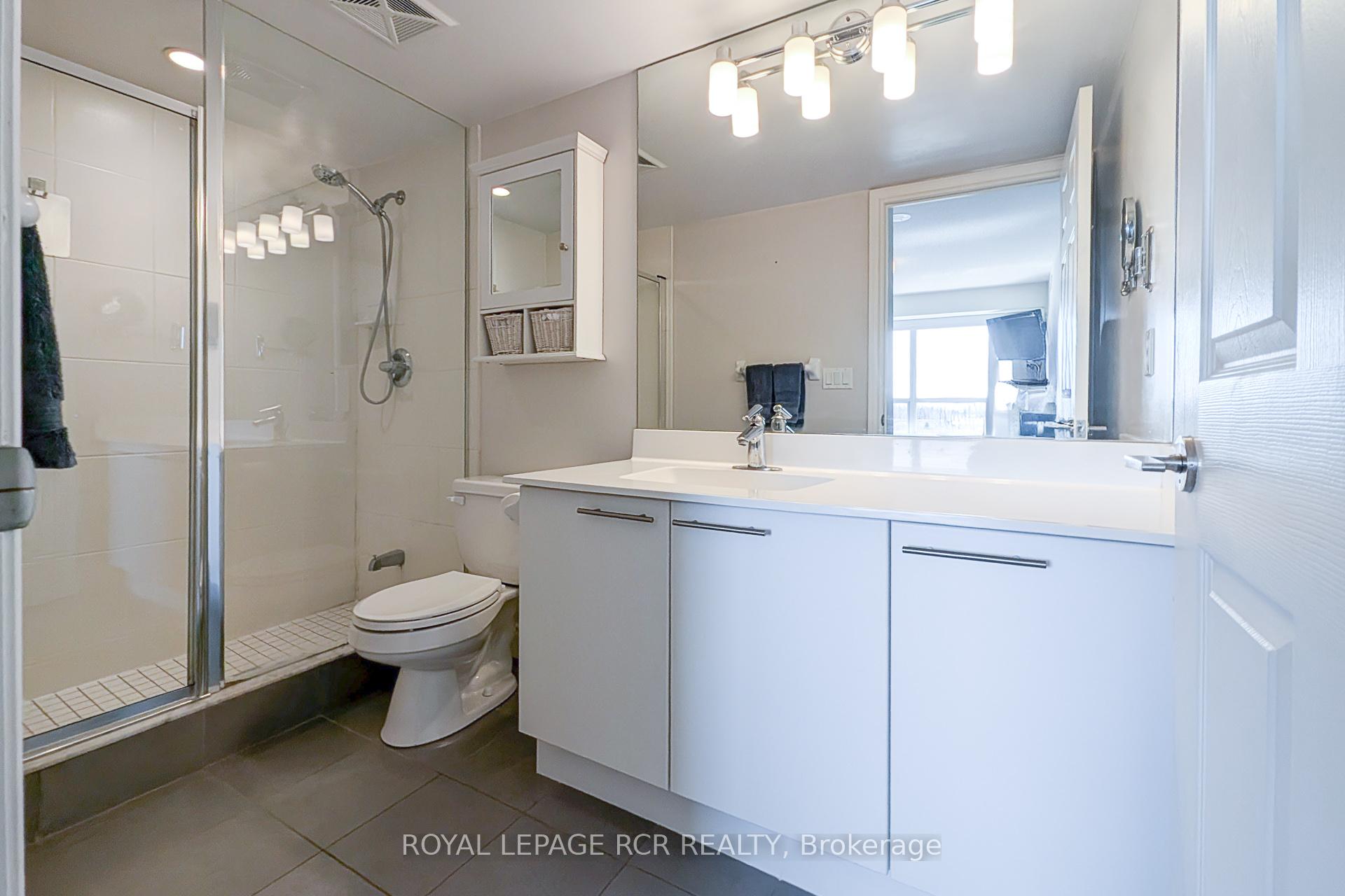 Photo 24 of Unit 515, 37 Galleria Parkway, Markham, Commerce Valley — HOMEH