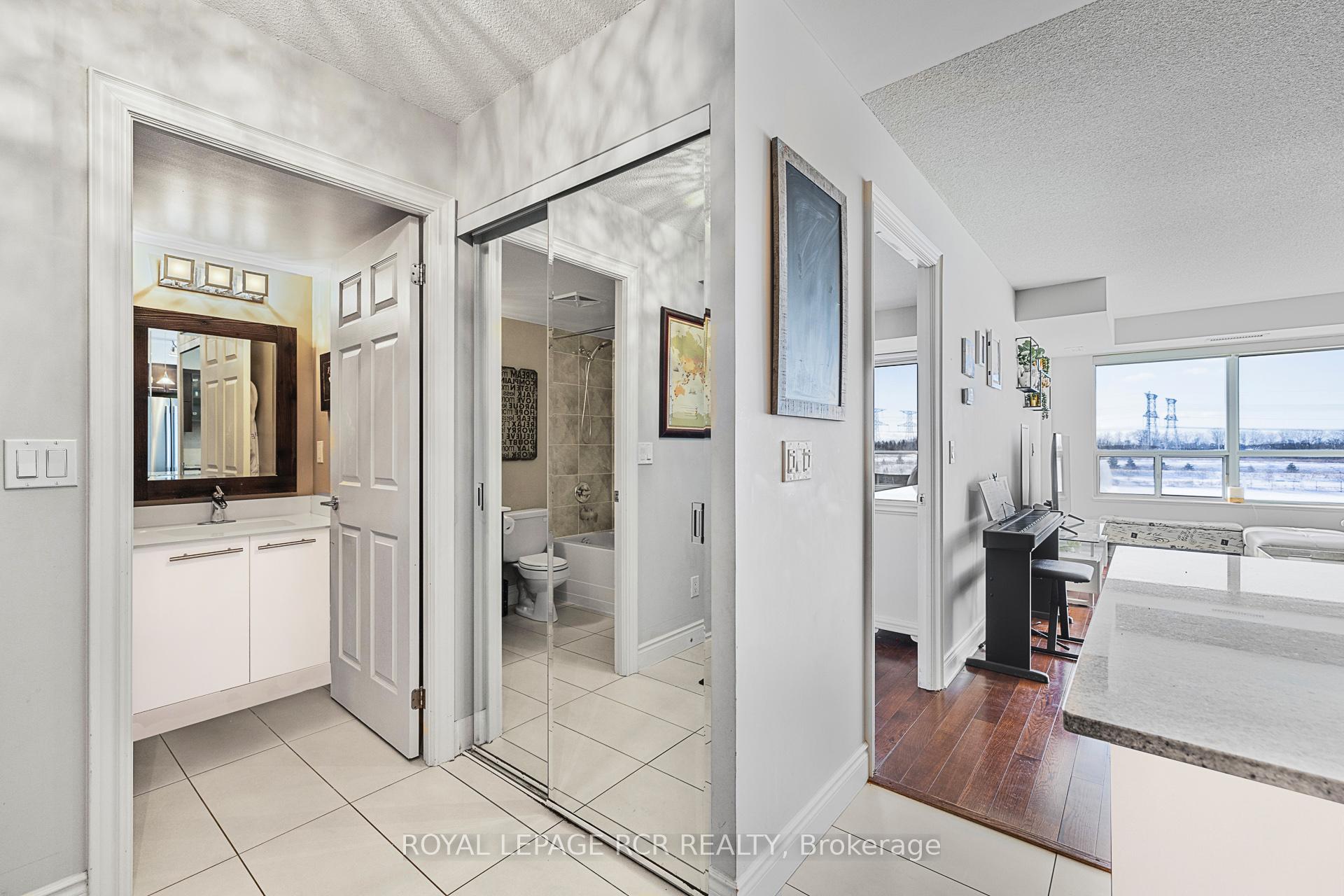 Photo 28 of Unit 515, 37 Galleria Parkway, Markham, Commerce Valley — HOMEH