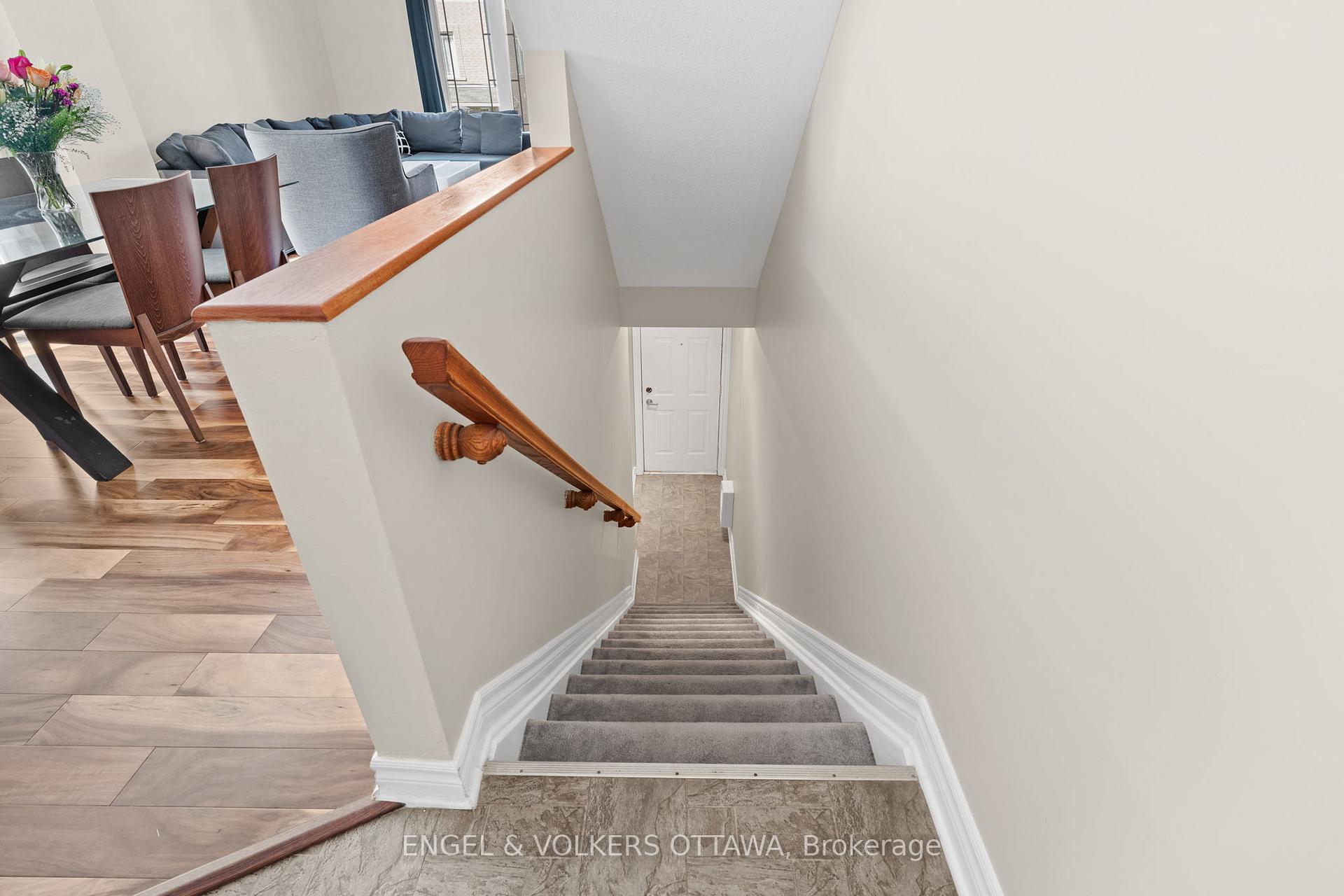Photo 6 of 262 Paseo Private, Ottawa, Centrepointe — HOMEH
