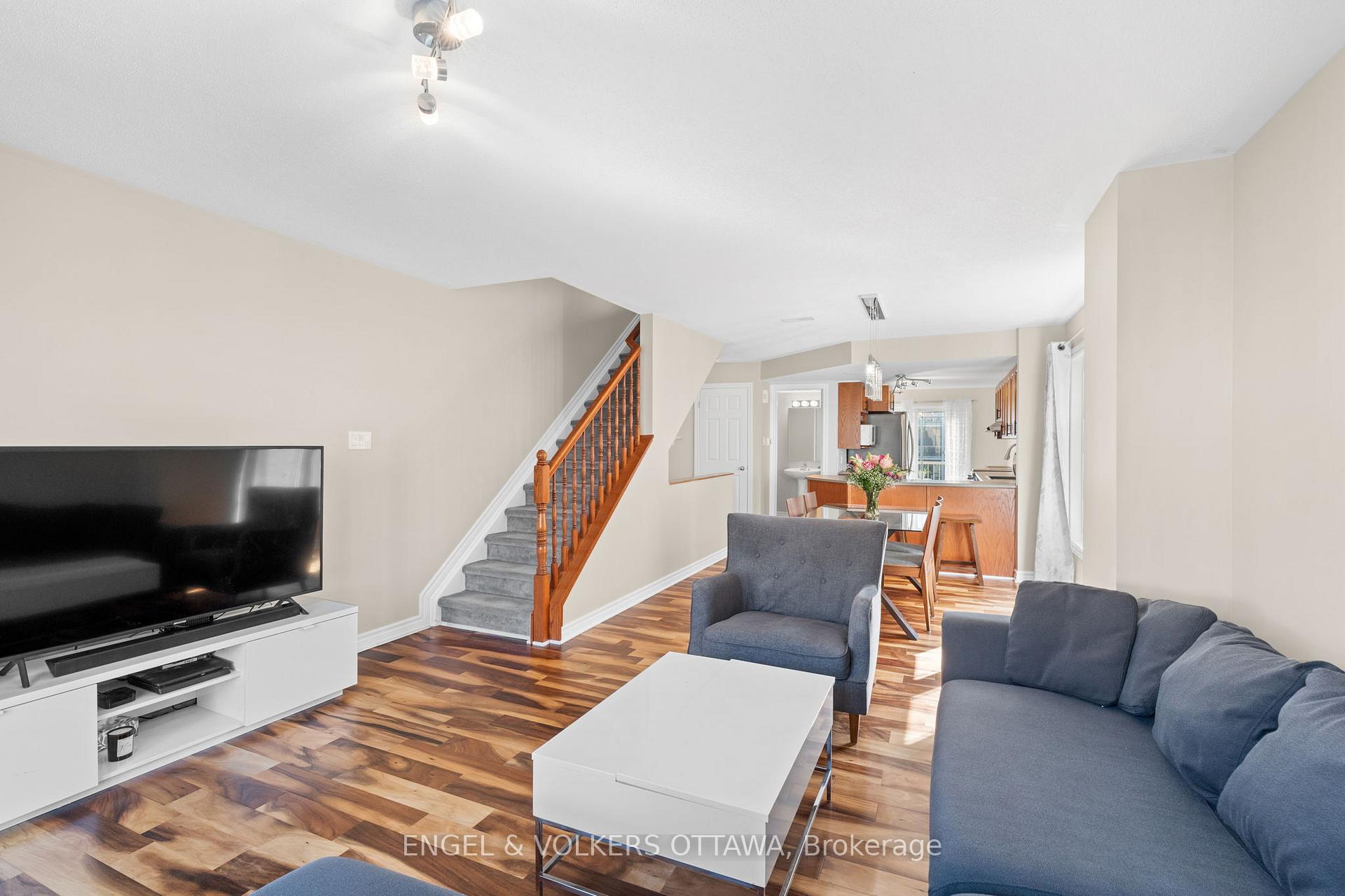 Photo 12 of 262 Paseo Private, Ottawa, Centrepointe — HOMEH