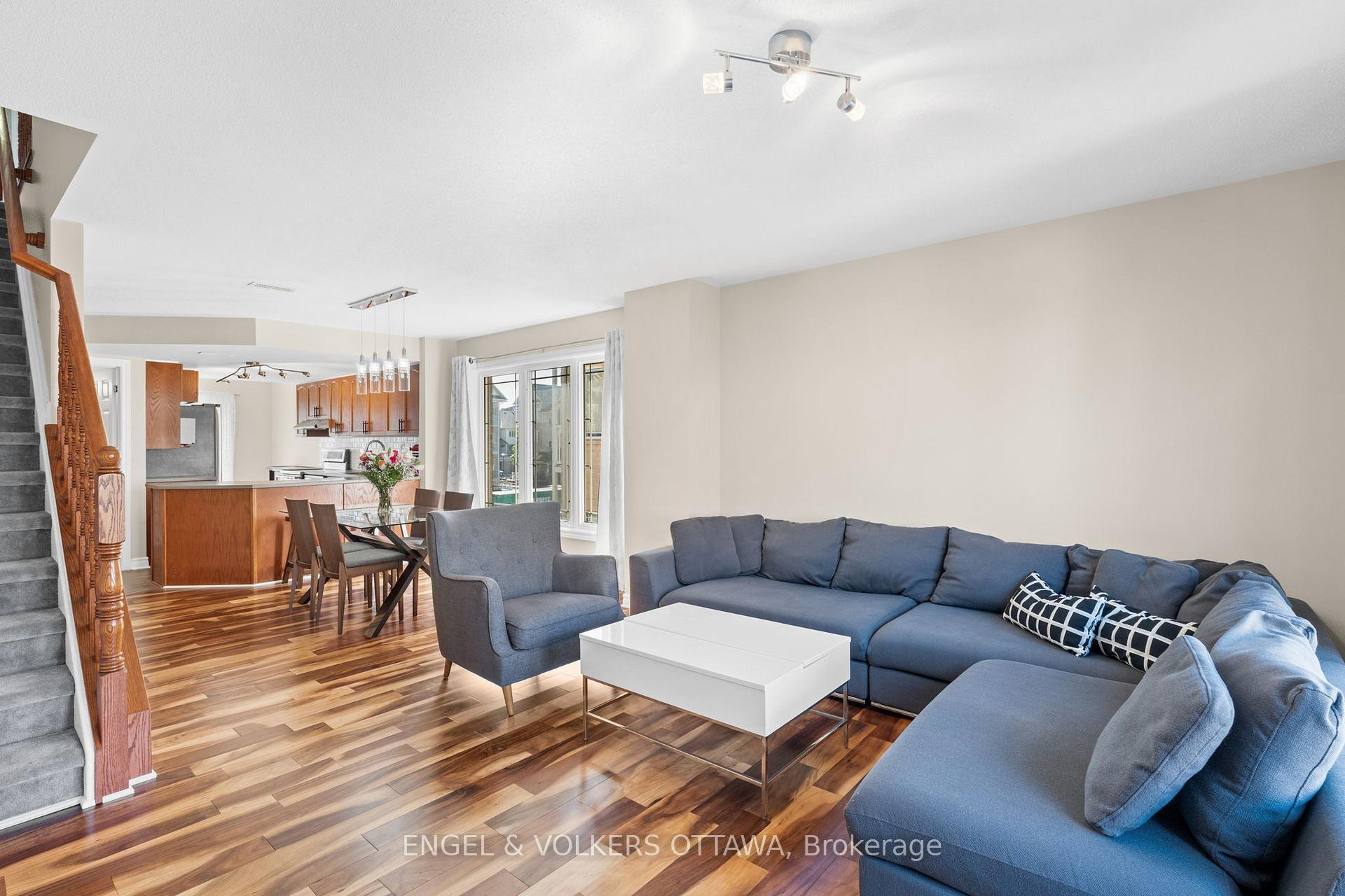 Photo 13 of 262 Paseo Private, Ottawa, Centrepointe — HOMEH
