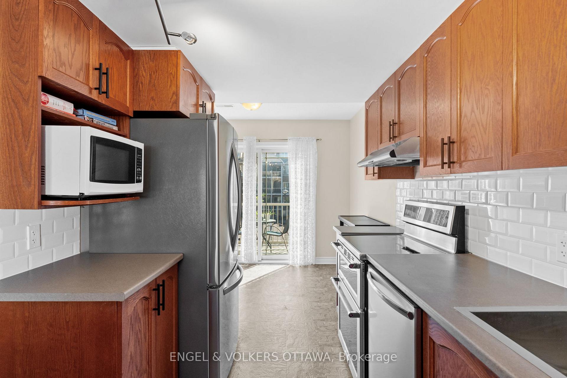 Photo 18 of 262 Paseo Private, Ottawa, Centrepointe — HOMEH