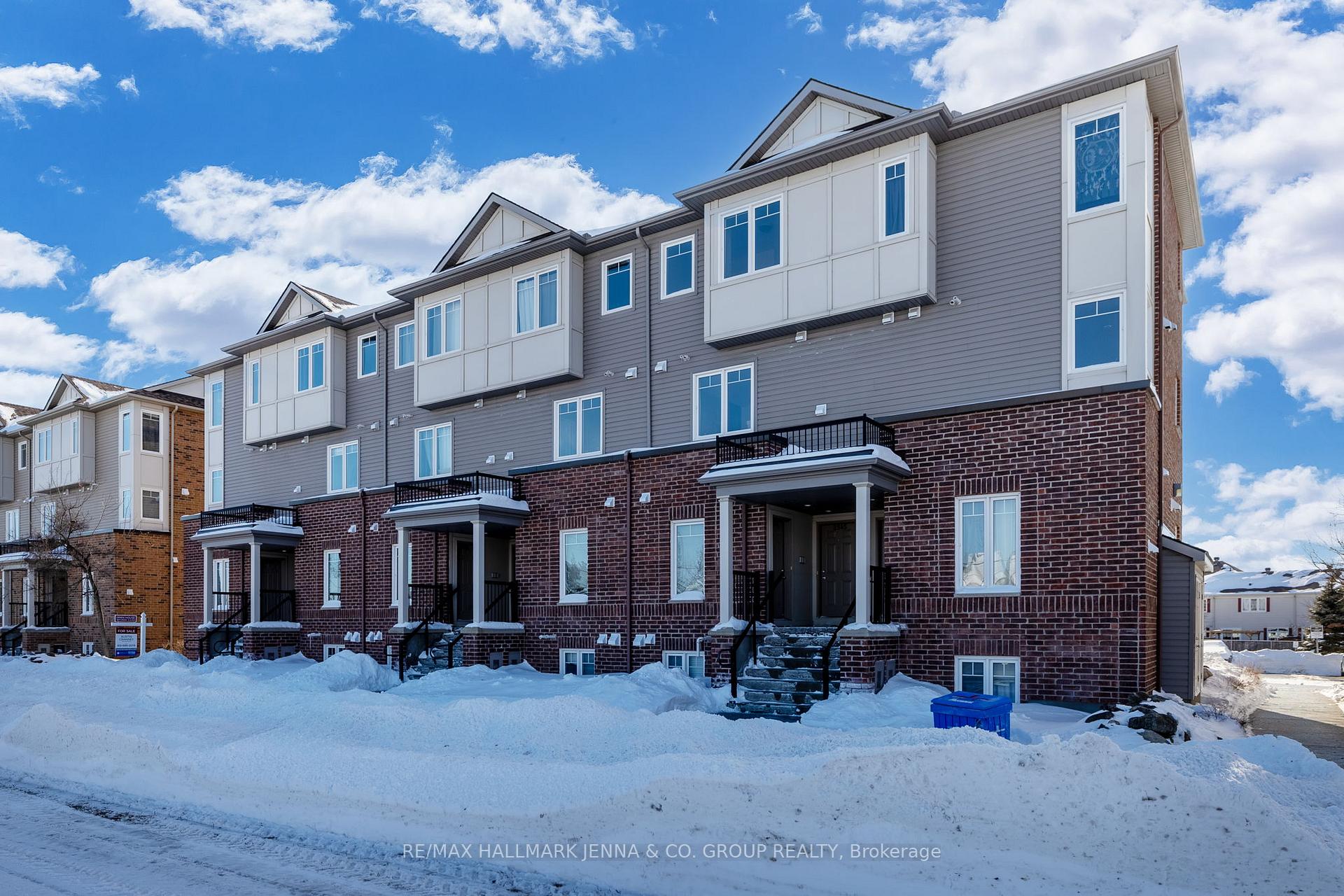 Photo 4 of 2561 Longfields Road, Ottawa, Barrhaven - Stonebridge — HOMEH