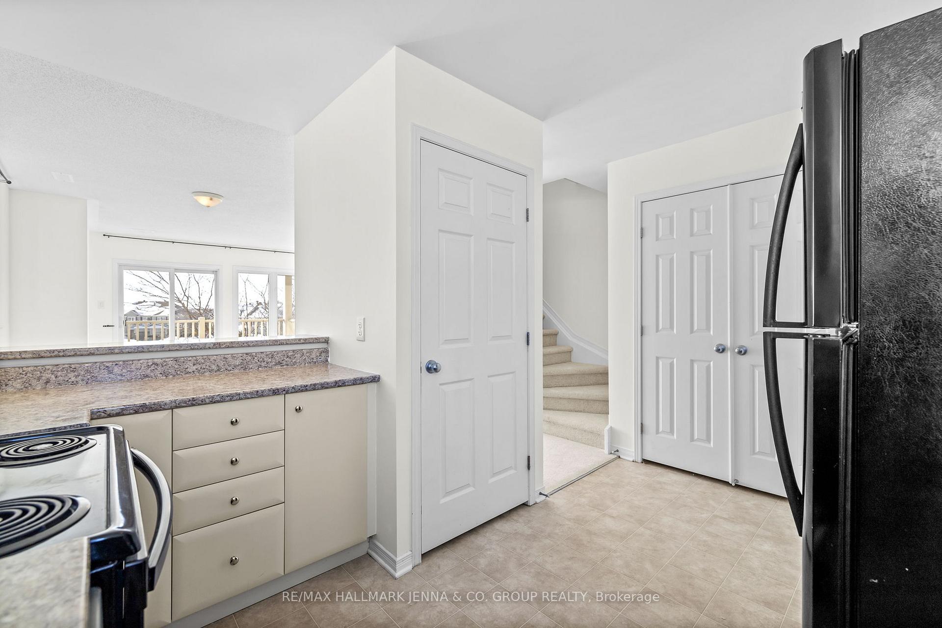 Photo 20 of 2561 Longfields Road, Ottawa, Barrhaven - Stonebridge — HOMEH