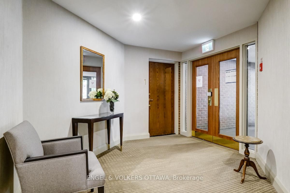 Photo 2 of Unit 2, 110 Rideau Terrace, Ottawa, Lindenlea — HOMEH