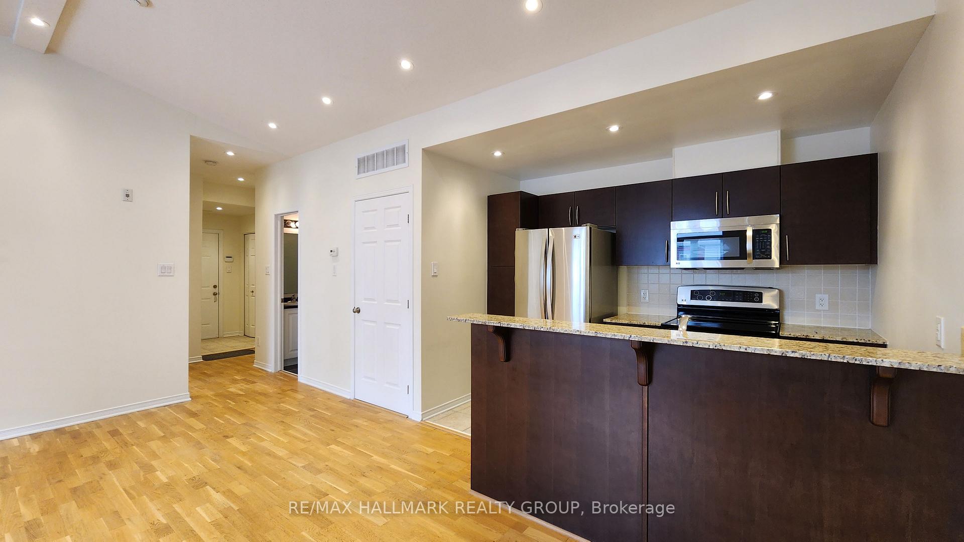 Photo 7 of Unit J, 270 Meilleur Private, Ottawa, Vanier — HOMEH