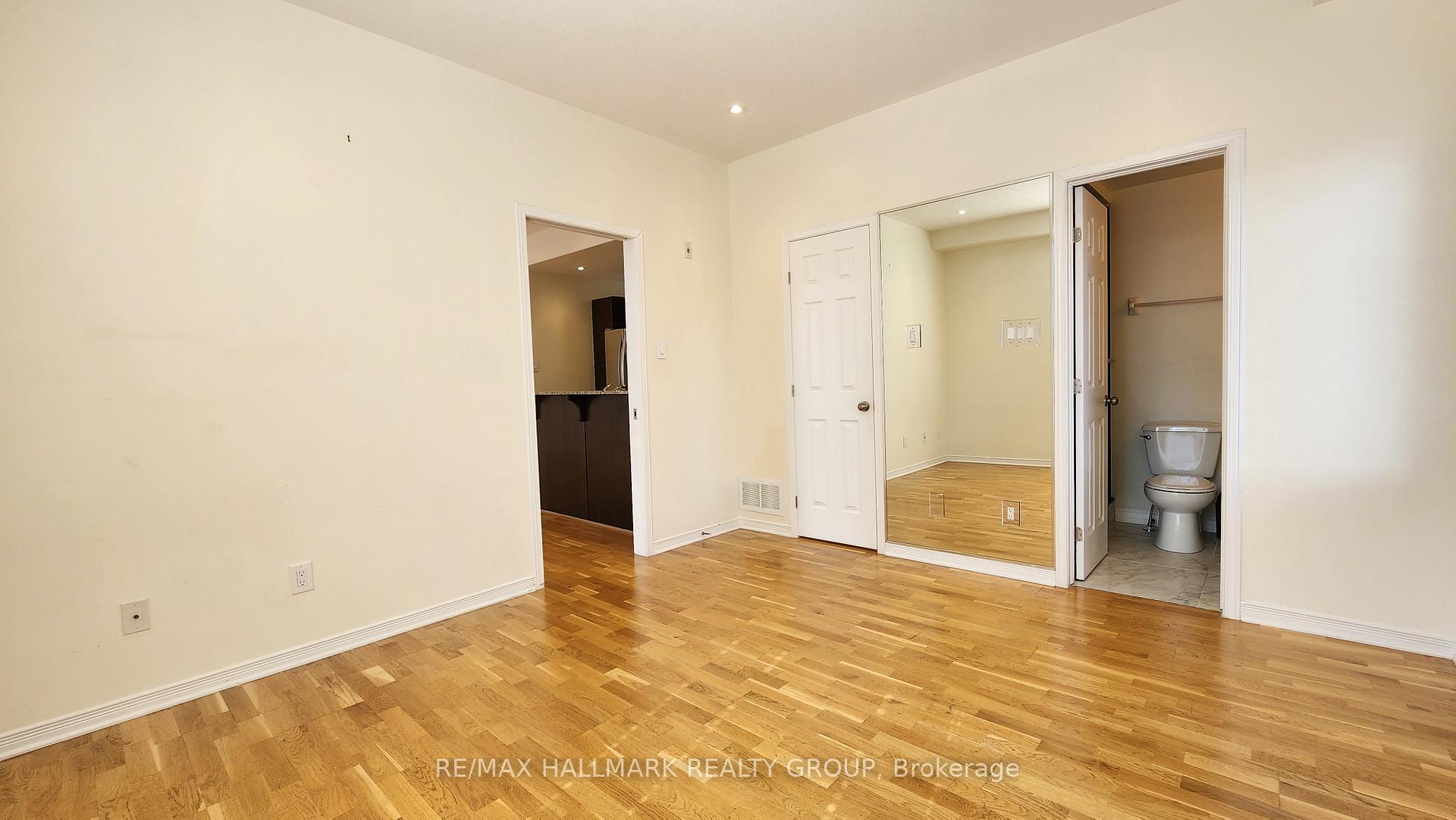 Photo 9 of Unit J, 270 Meilleur Private, Ottawa, Vanier — HOMEH