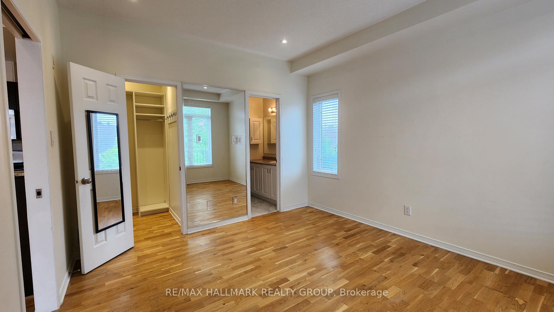 Photo 10 of Unit J, 270 Meilleur Private, Ottawa, Vanier — HOMEH
