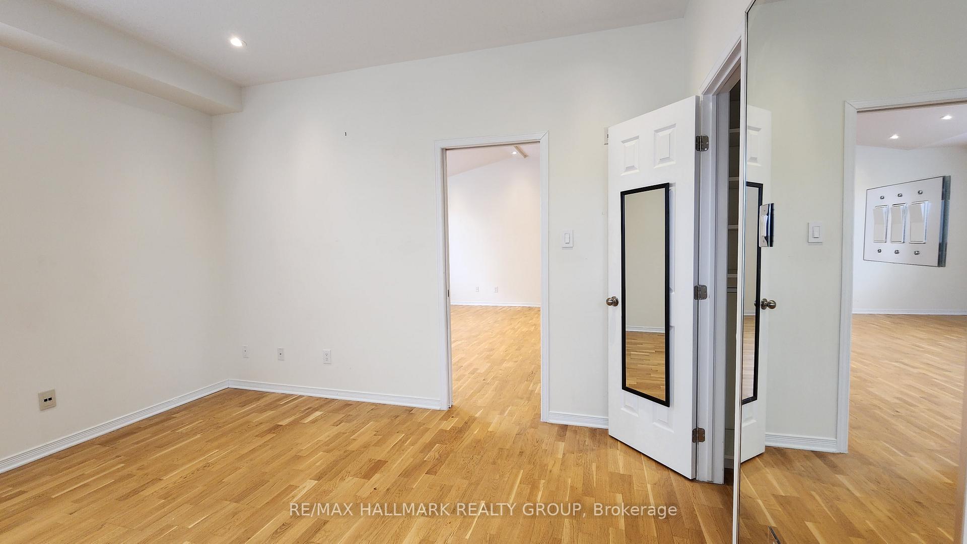 Photo 11 of Unit J, 270 Meilleur Private, Ottawa, Vanier — HOMEH