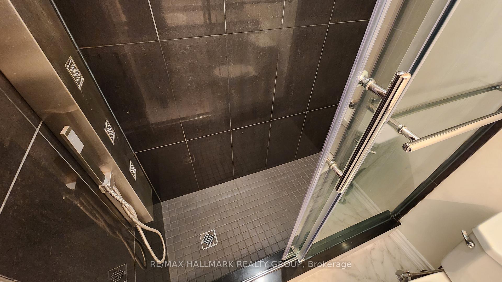 Photo 15 of Unit J, 270 Meilleur Private, Ottawa, Vanier — HOMEH