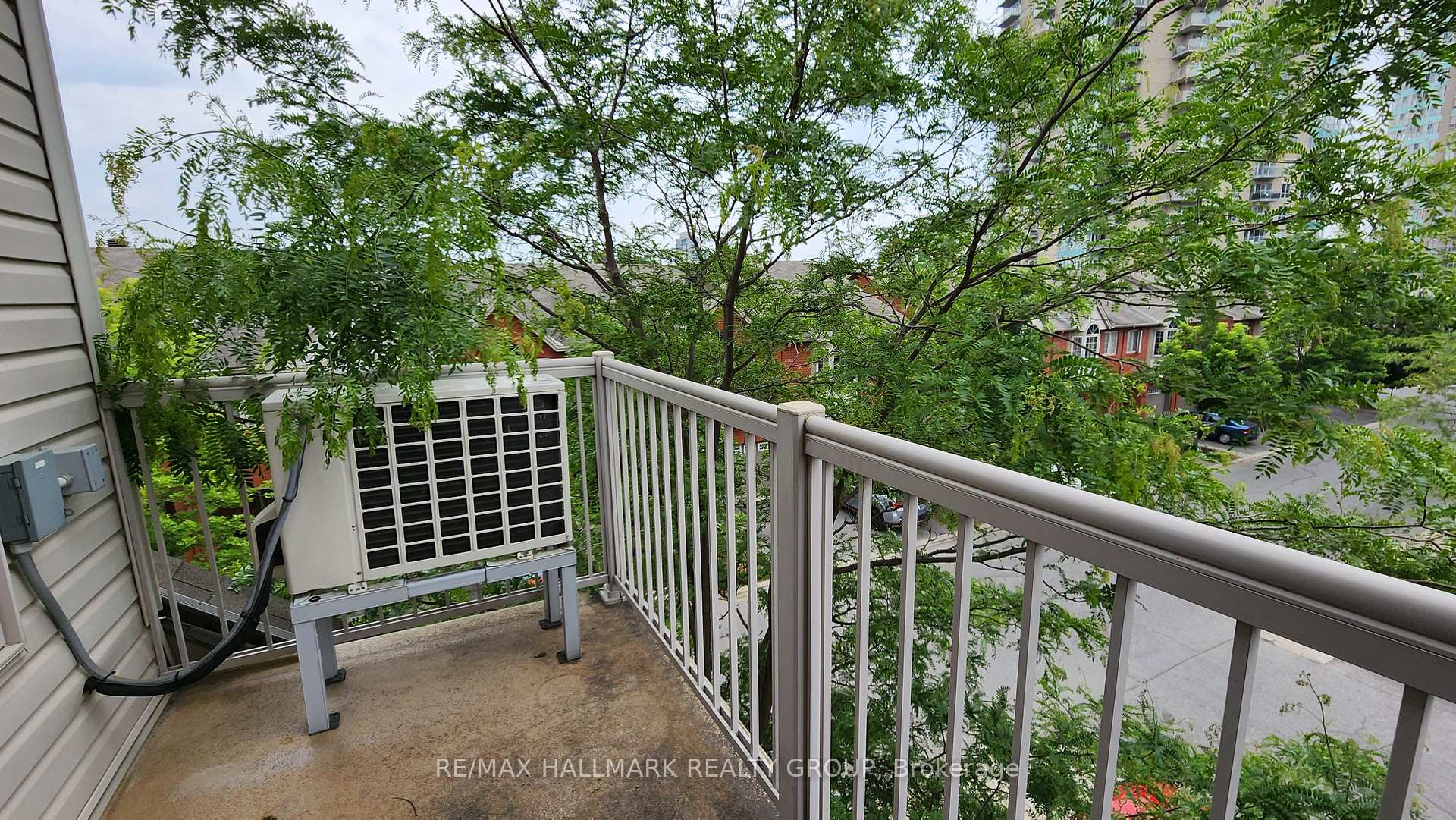 Photo 22 of Unit J, 270 Meilleur Private, Ottawa, Vanier — HOMEH