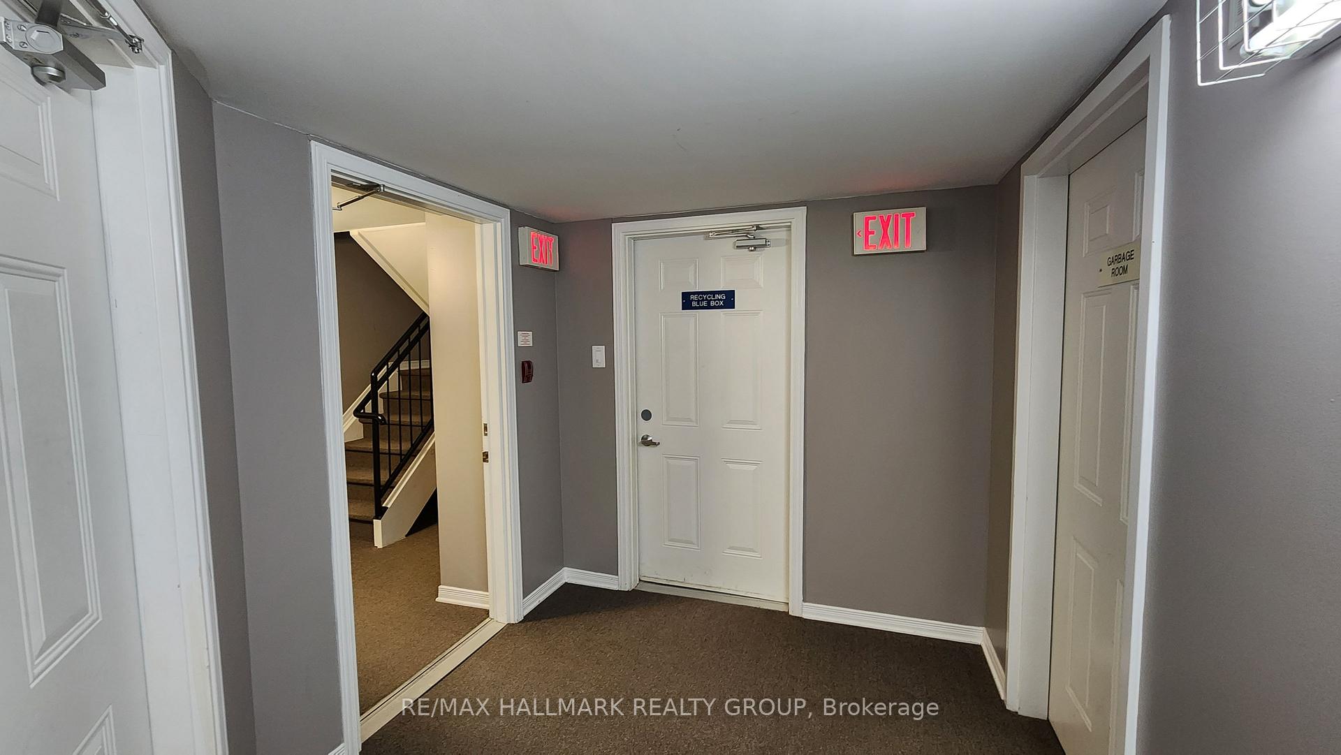 Photo 23 of Unit J, 270 Meilleur Private, Ottawa, Vanier — HOMEH