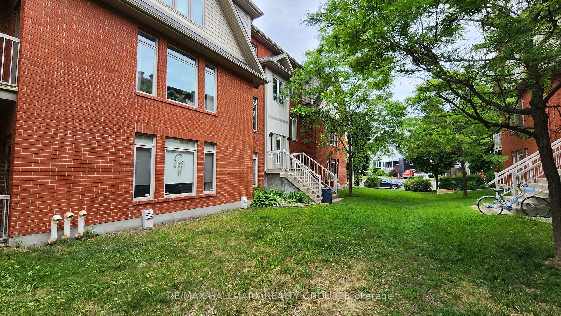 Photo 26 of Unit J, 270 Meilleur Private, Ottawa, Vanier — HOMEH