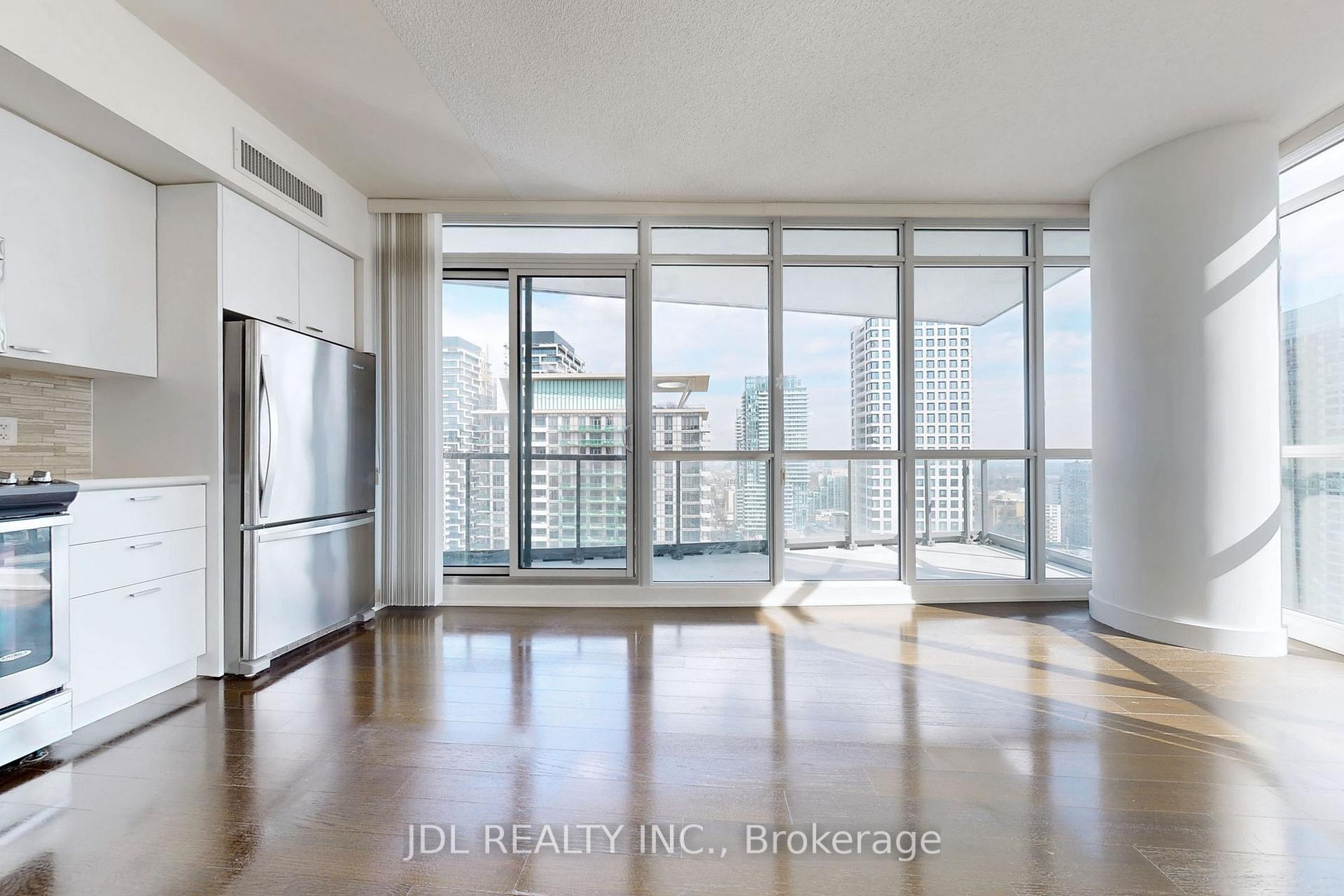 Photo 9 of Unit 2610, 30 Roehampton Avenue, Toronto, Mount Pleasant West — HOMEH