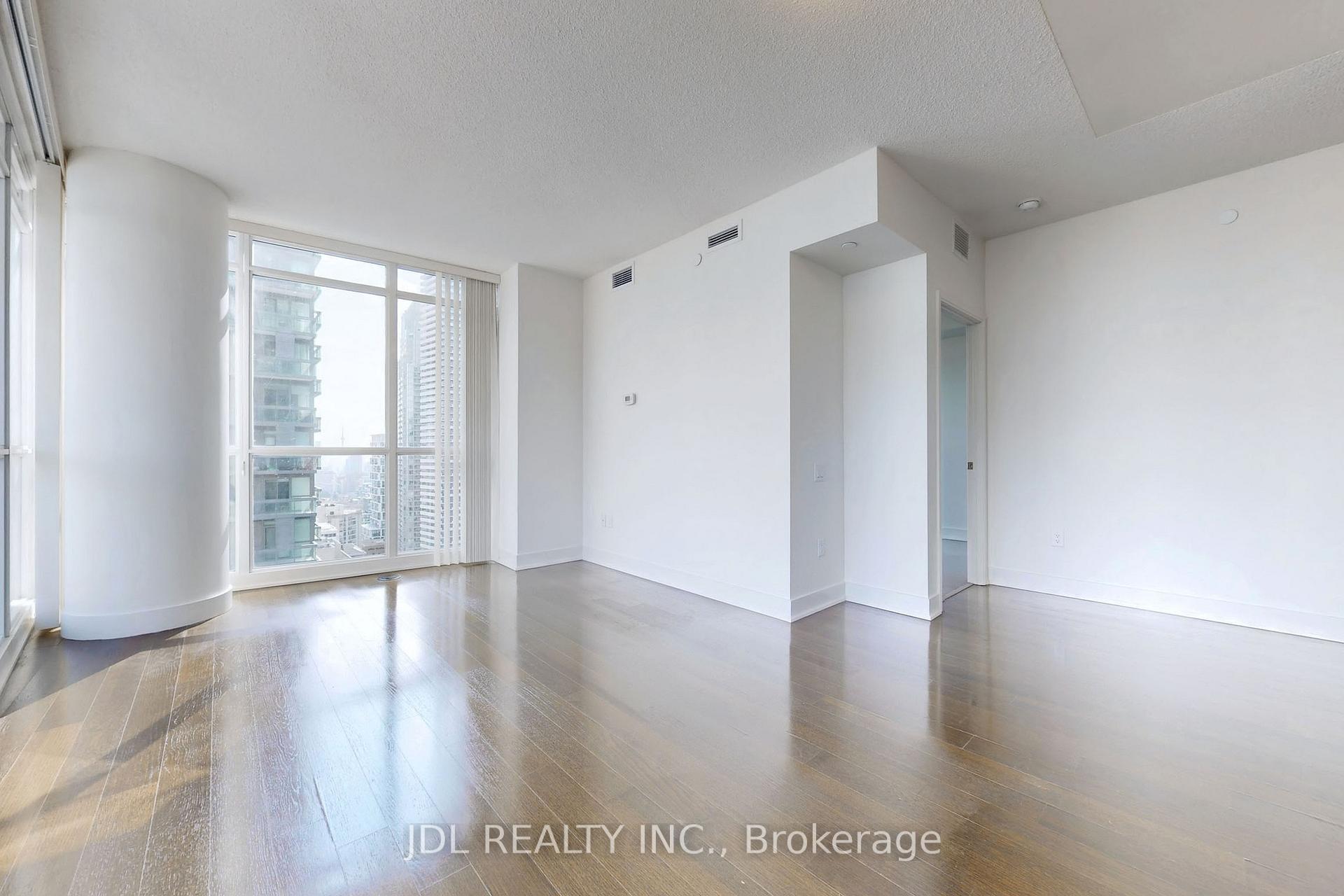 Photo 11 of Unit 2610, 30 Roehampton Avenue, Toronto, Mount Pleasant West — HOMEH