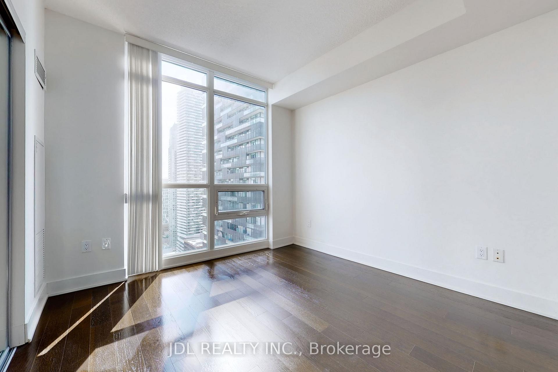 Photo 14 of Unit 2610, 30 Roehampton Avenue, Toronto, Mount Pleasant West — HOMEH