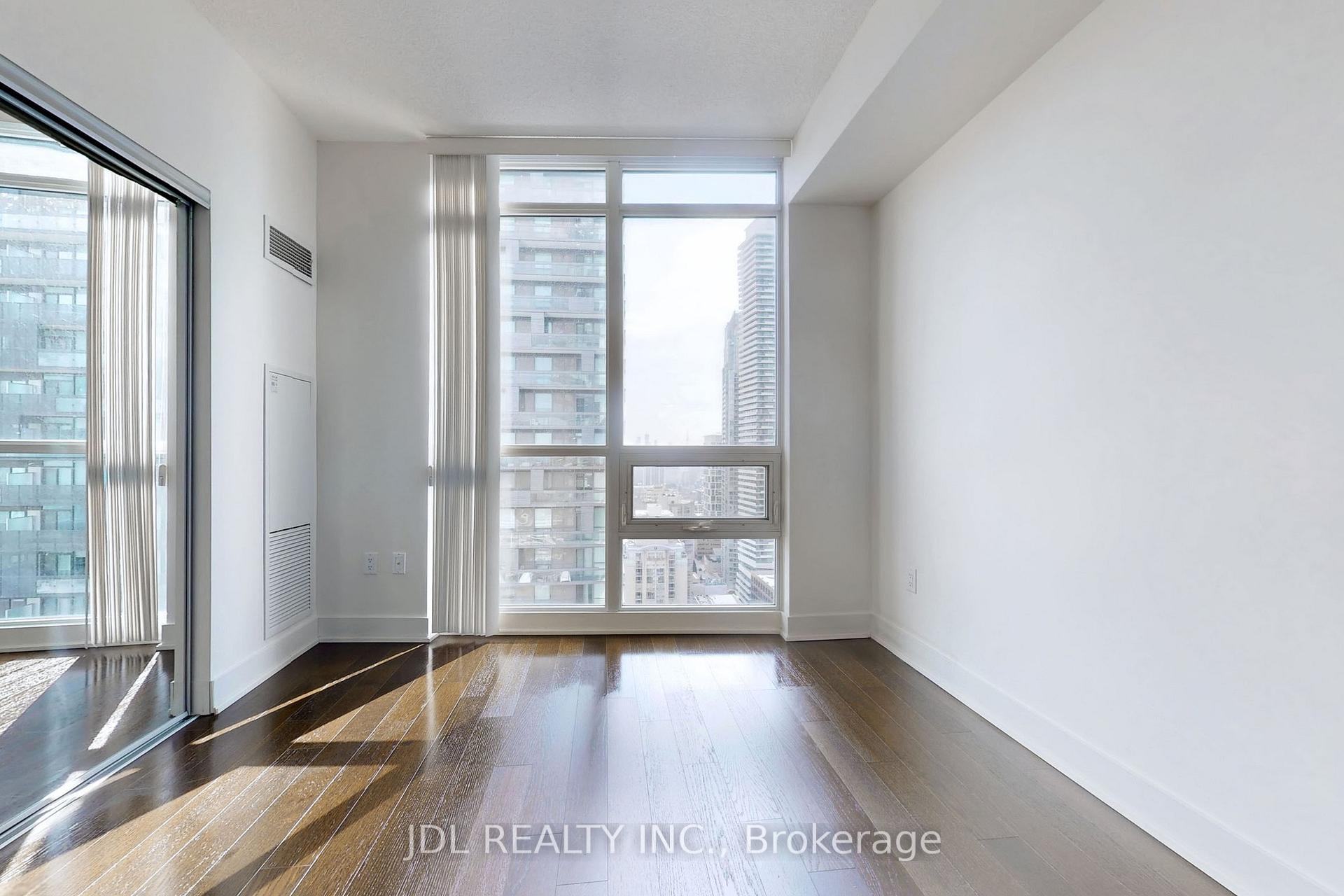 Photo 15 of Unit 2610, 30 Roehampton Avenue, Toronto, Mount Pleasant West — HOMEH