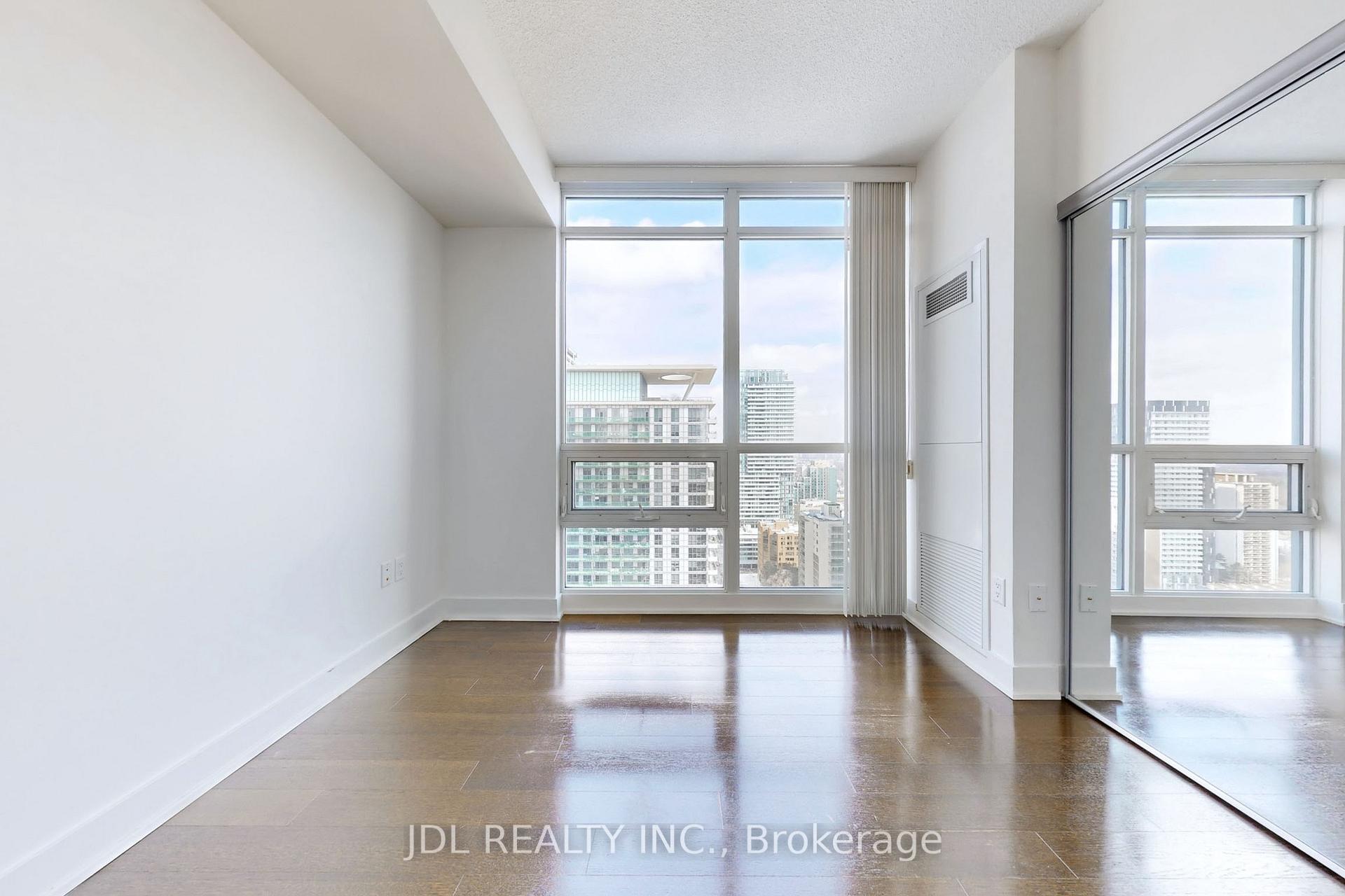 Photo 18 of Unit 2610, 30 Roehampton Avenue, Toronto, Mount Pleasant West — HOMEH