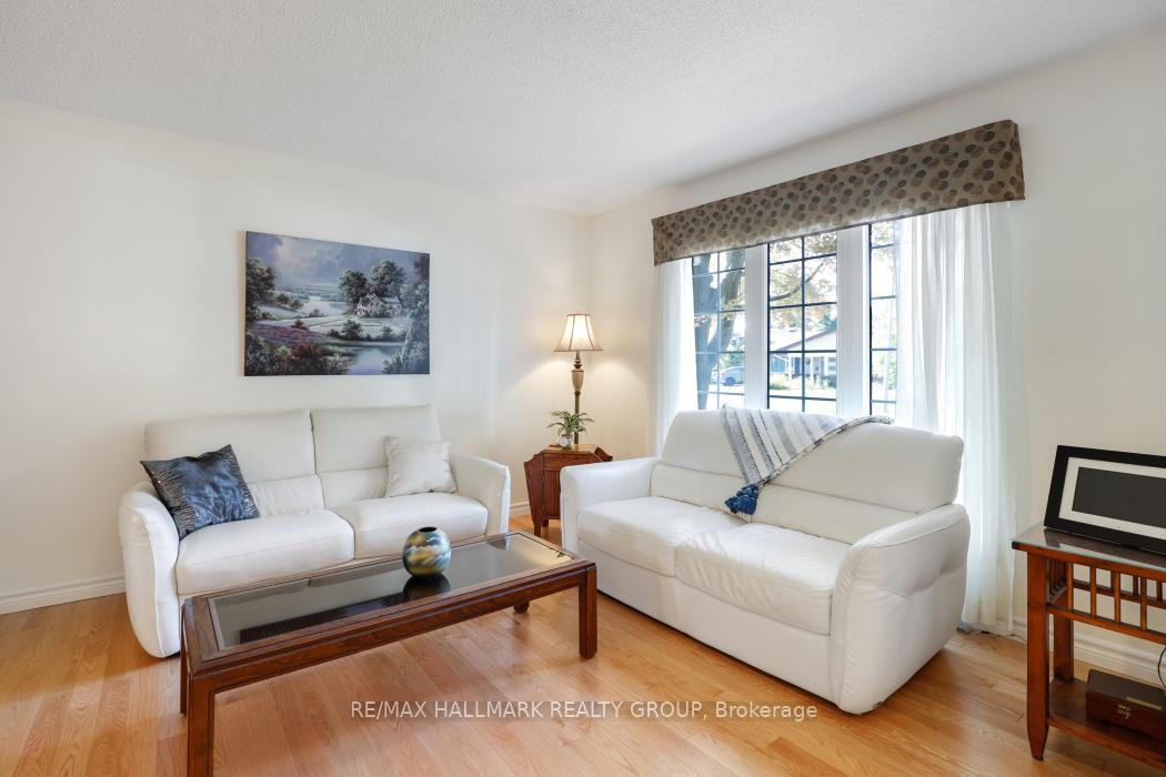 Photo 5 of Unit 2, 1240 Pebble Road, Ottawa, South Keys — HOMEH