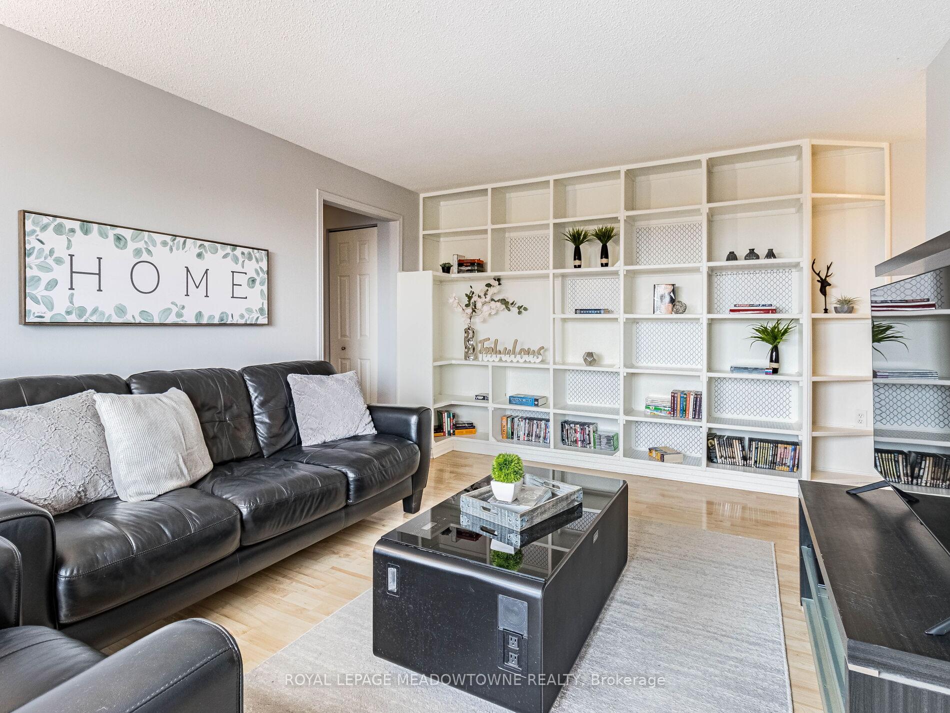 Photo 20 of Unit 13, 37 Conroy Crescent, Guelph, Dovercliffe Park/Old University — HOMEH