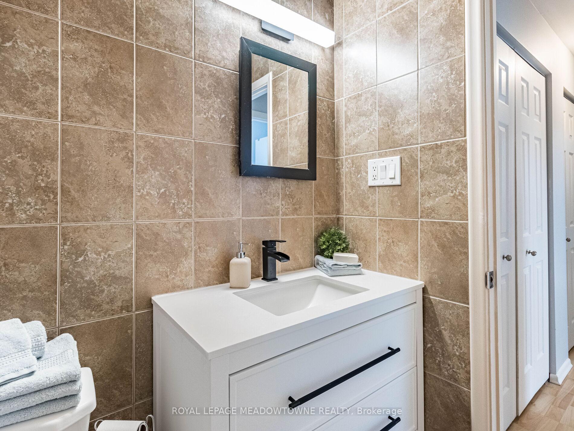Photo 39 of Unit 13, 37 Conroy Crescent, Guelph, Dovercliffe Park/Old University — HOMEH