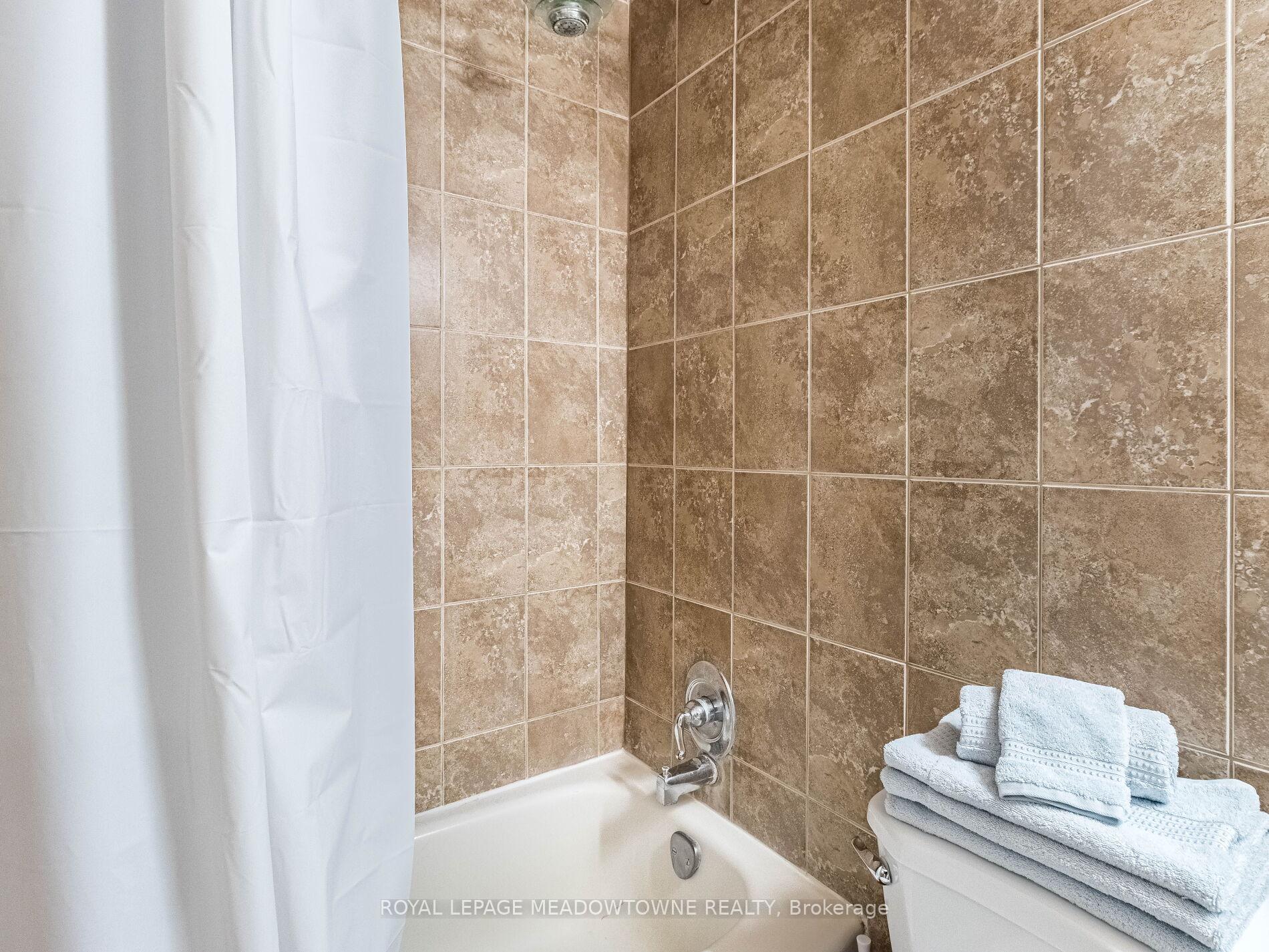 Photo 40 of Unit 13, 37 Conroy Crescent, Guelph, Dovercliffe Park/Old University — HOMEH