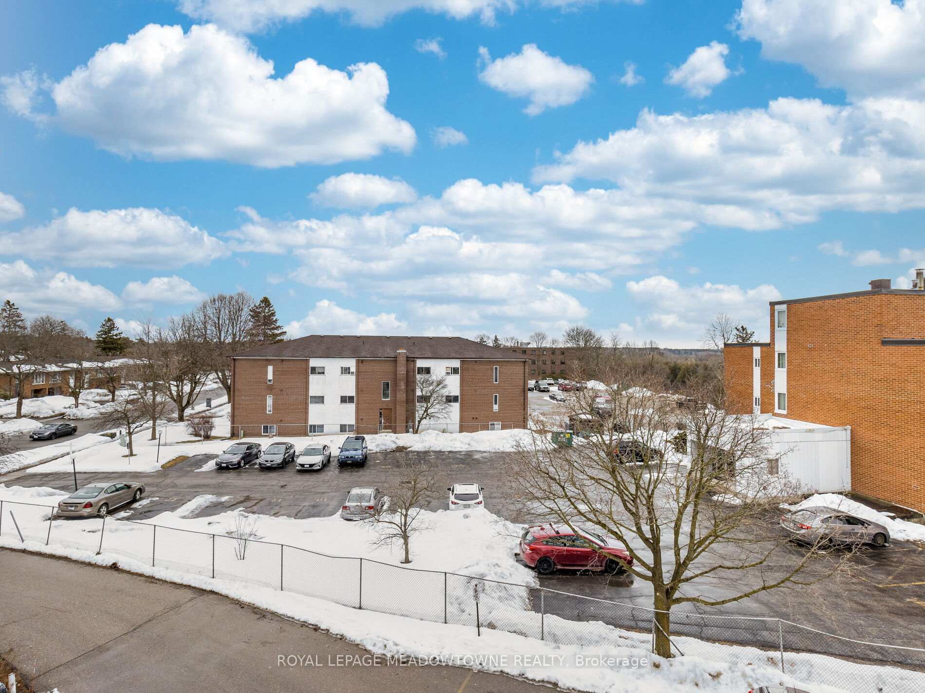 Photo 47 of Unit 13, 37 Conroy Crescent, Guelph, Dovercliffe Park/Old University — HOMEH