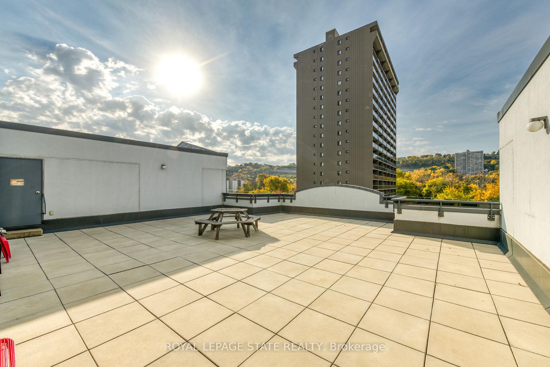 Photo 22 of Unit 505, 175 Hunter Street E, Hamilton, Corktown — HOMEH
