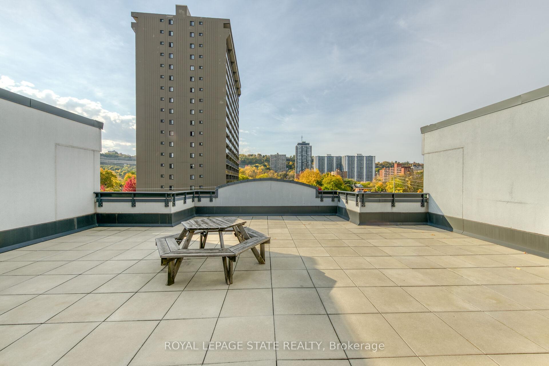 Photo 23 of Unit 505, 175 Hunter Street E, Hamilton, Corktown — HOMEH