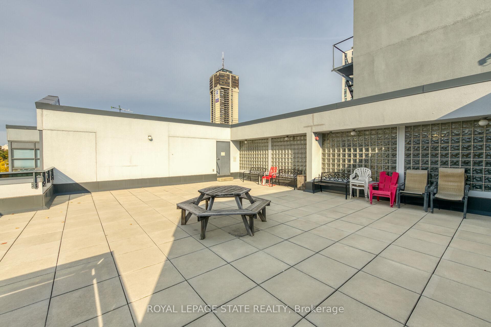 Photo 24 of Unit 505, 175 Hunter Street E, Hamilton, Corktown — HOMEH
