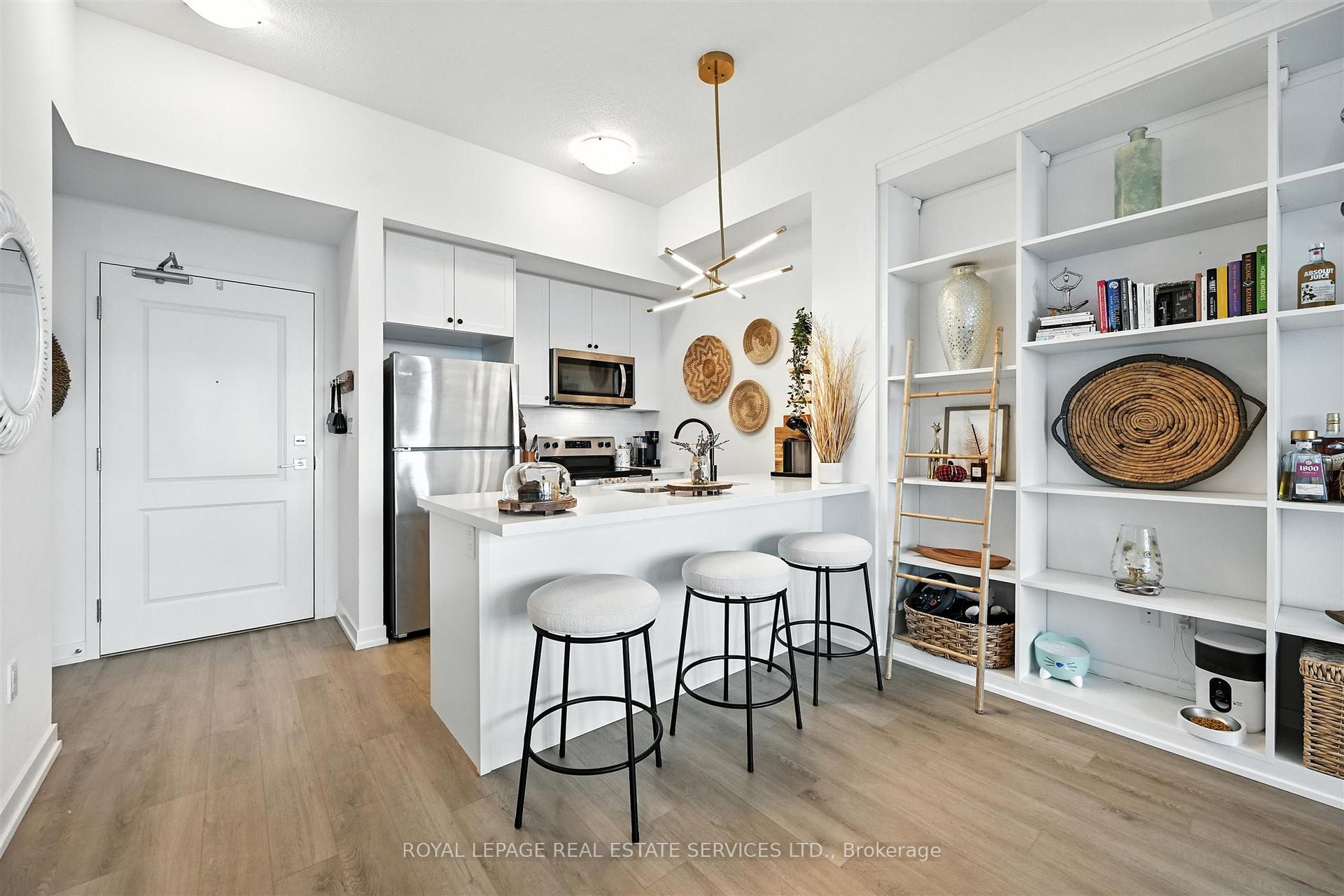Photo 11 of Unit 1204, 460 Dundas Street E, Hamilton, Waterdown — HOMEH