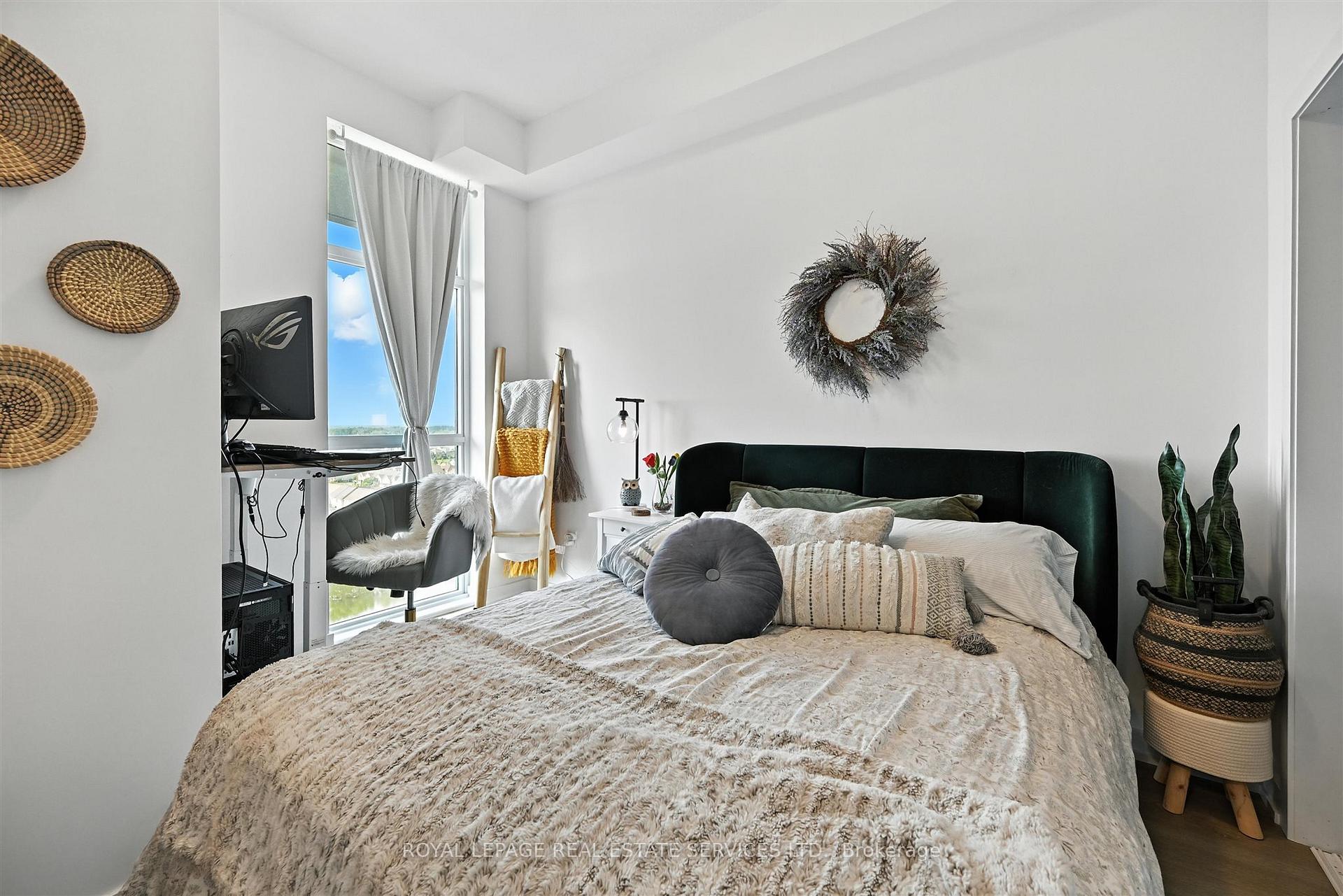 Photo 22 of Unit 1204, 460 Dundas Street E, Hamilton, Waterdown — HOMEH