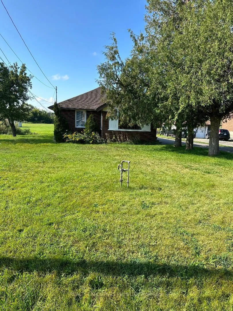 Photo 3 of 8948 Heritage Road, Brampton, Bram West — HOMEH