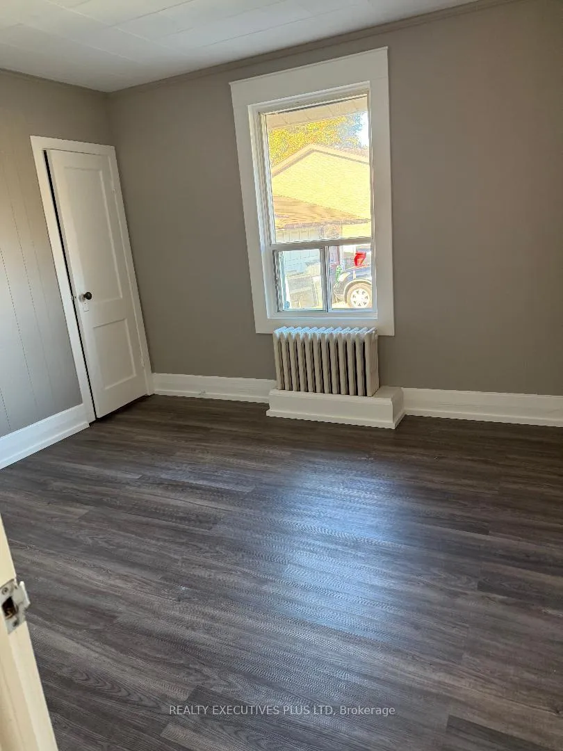 Photo 8 of 8948 Heritage Road, Brampton, Bram West — HOMEH