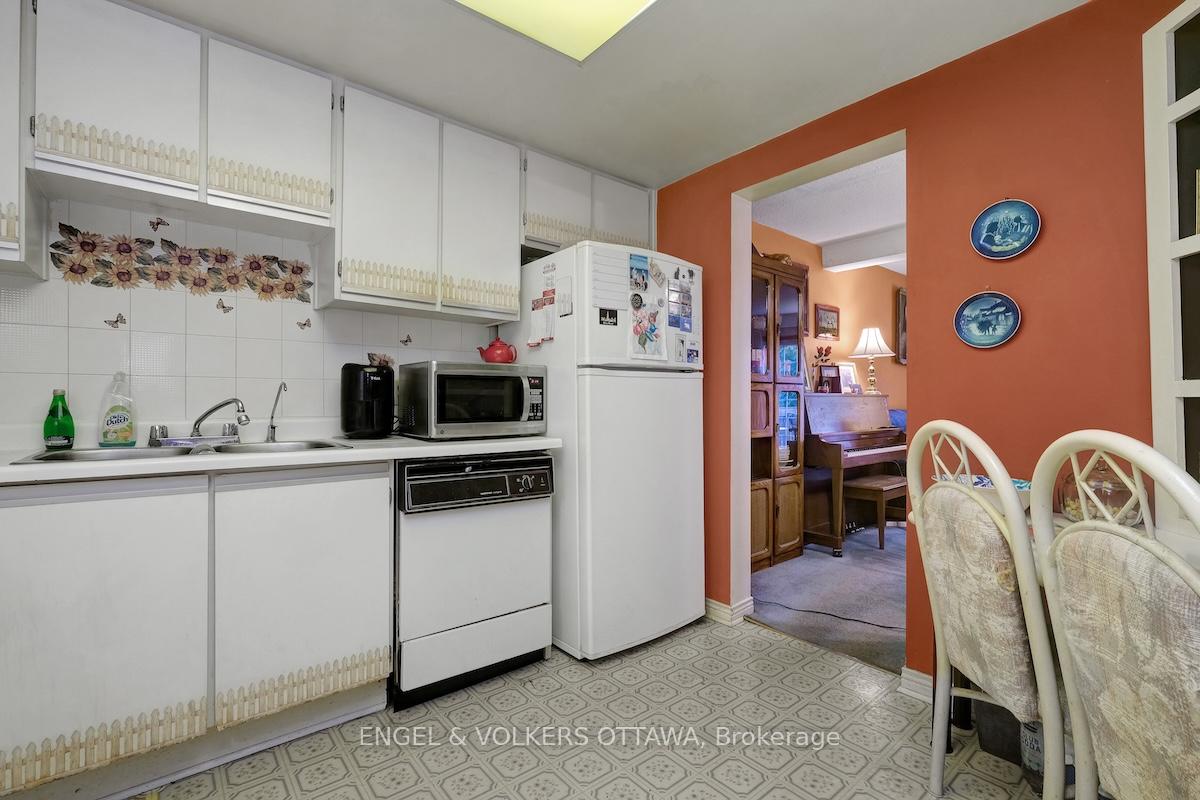Photo 7 of 322 Verdon Private, Ottawa, Hunt Club Park/Greenboro — HOMEH
