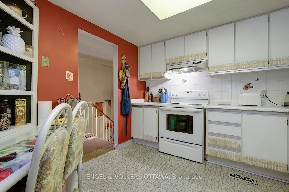 Photo 9 of 322 Verdon Private, Ottawa, Hunt Club Park/Greenboro — HOMEH