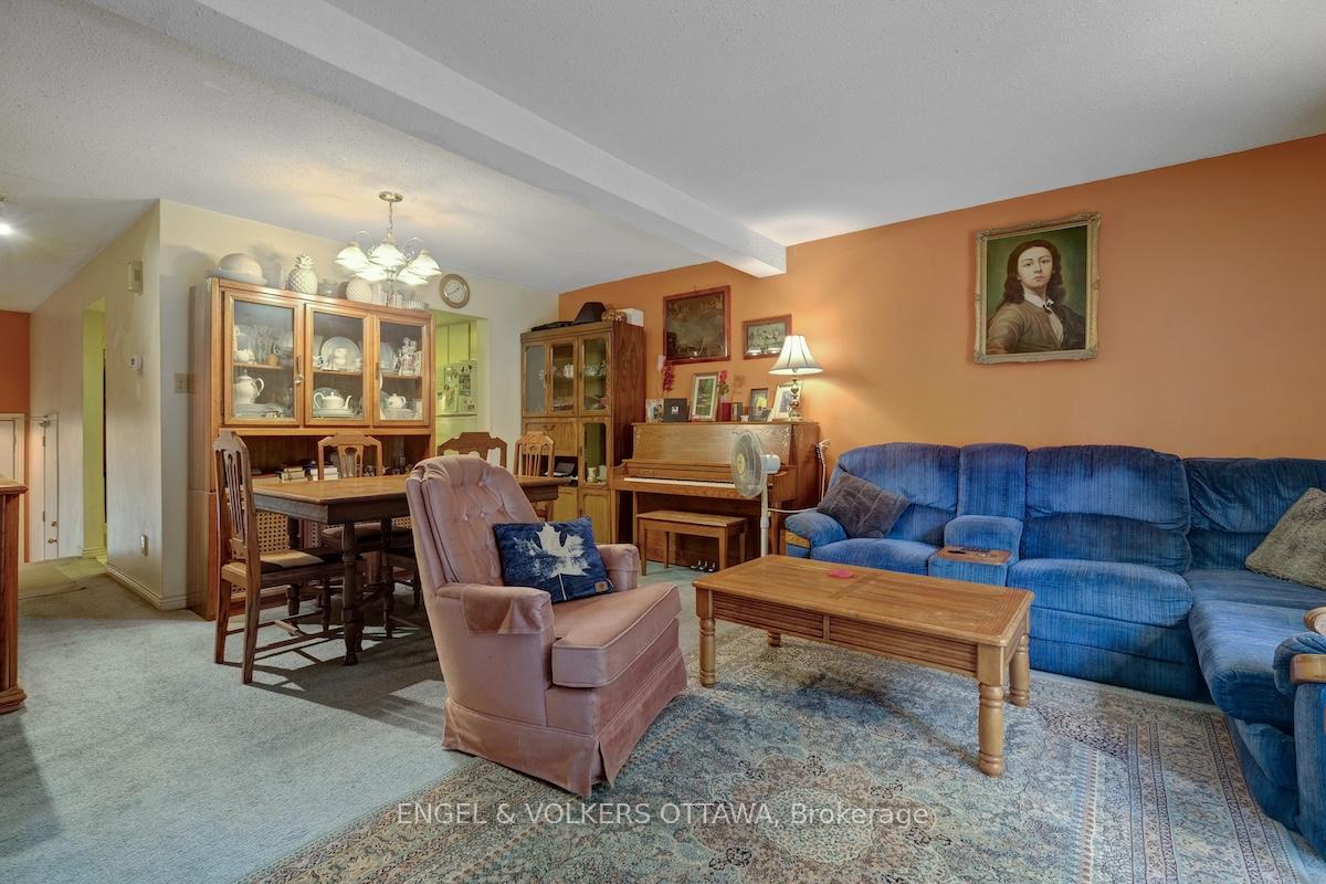 Photo 12 of 322 Verdon Private, Ottawa, Hunt Club Park/Greenboro — HOMEH