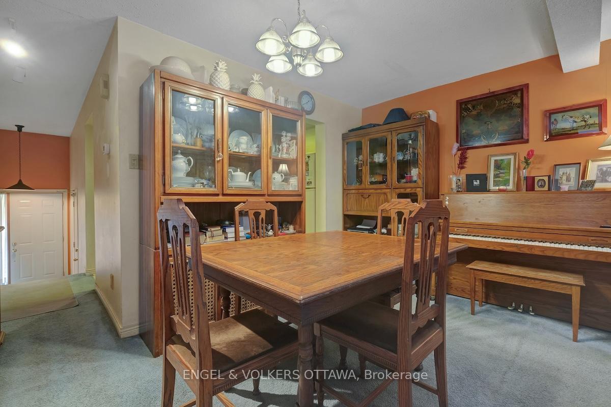 Photo 13 of 322 Verdon Private, Ottawa, Hunt Club Park/Greenboro — HOMEH