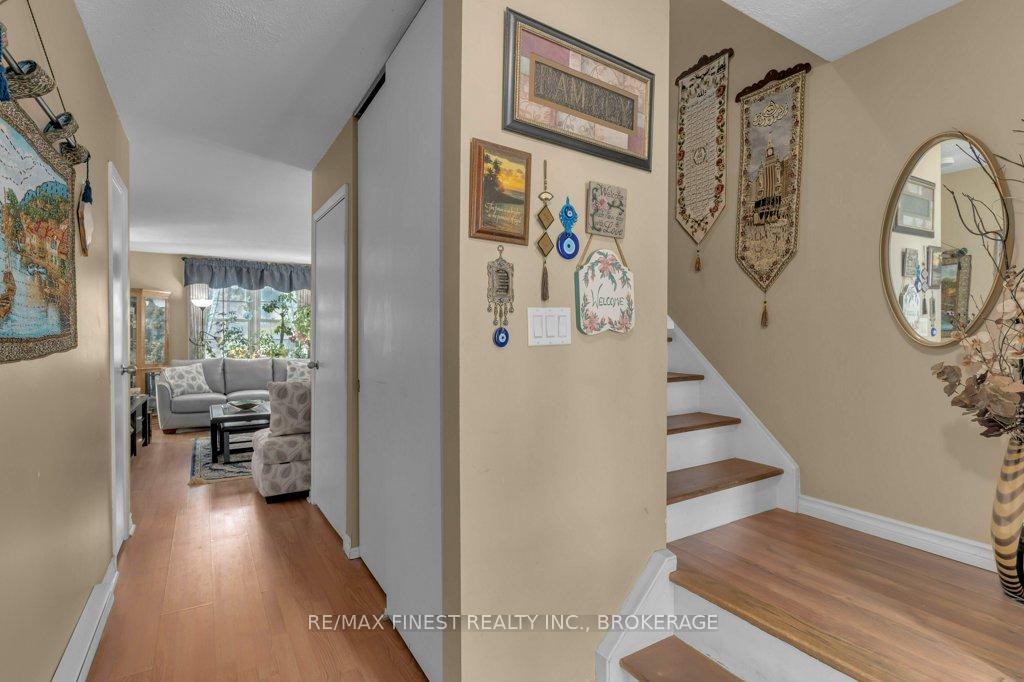 Photo 4 of Unit 2, 19 Macpherson Avenue, Kingston, Central City West — HOMEH