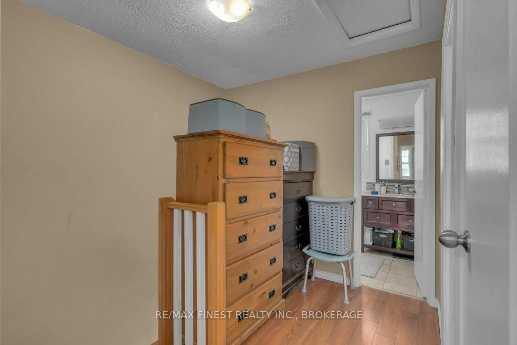 Photo 12 of Unit 2, 19 Macpherson Avenue, Kingston, Central City West — HOMEH