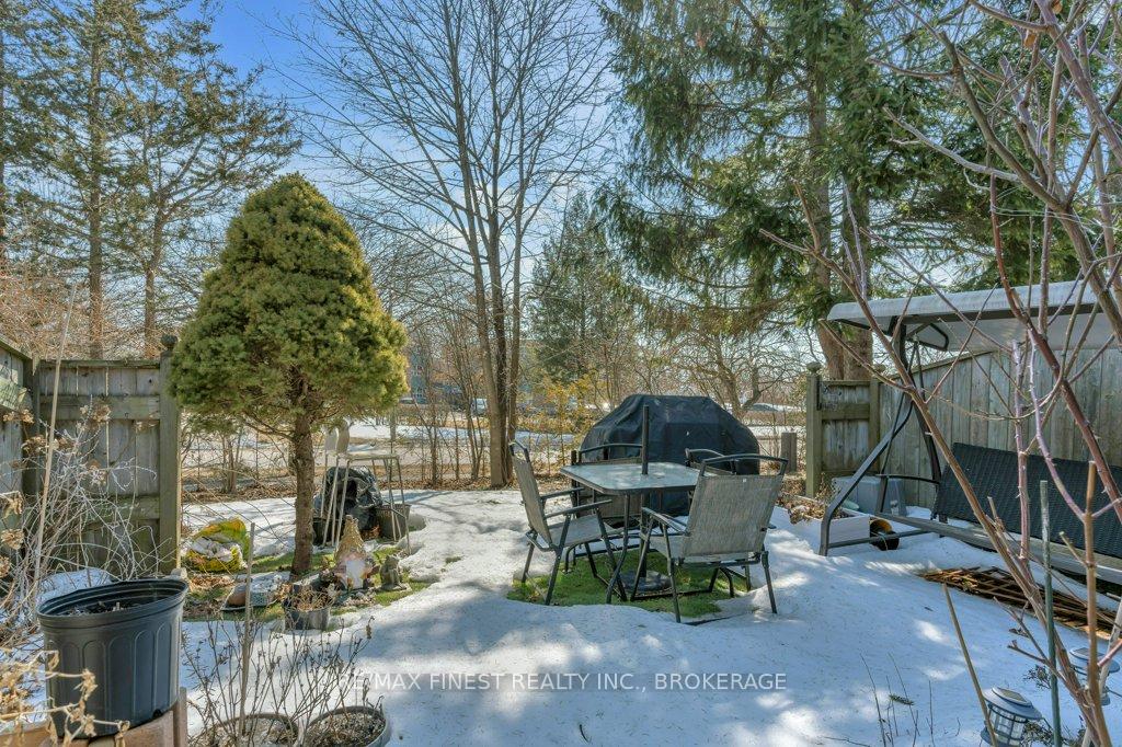 Photo 29 of Unit 2, 19 Macpherson Avenue, Kingston, Central City West — HOMEH